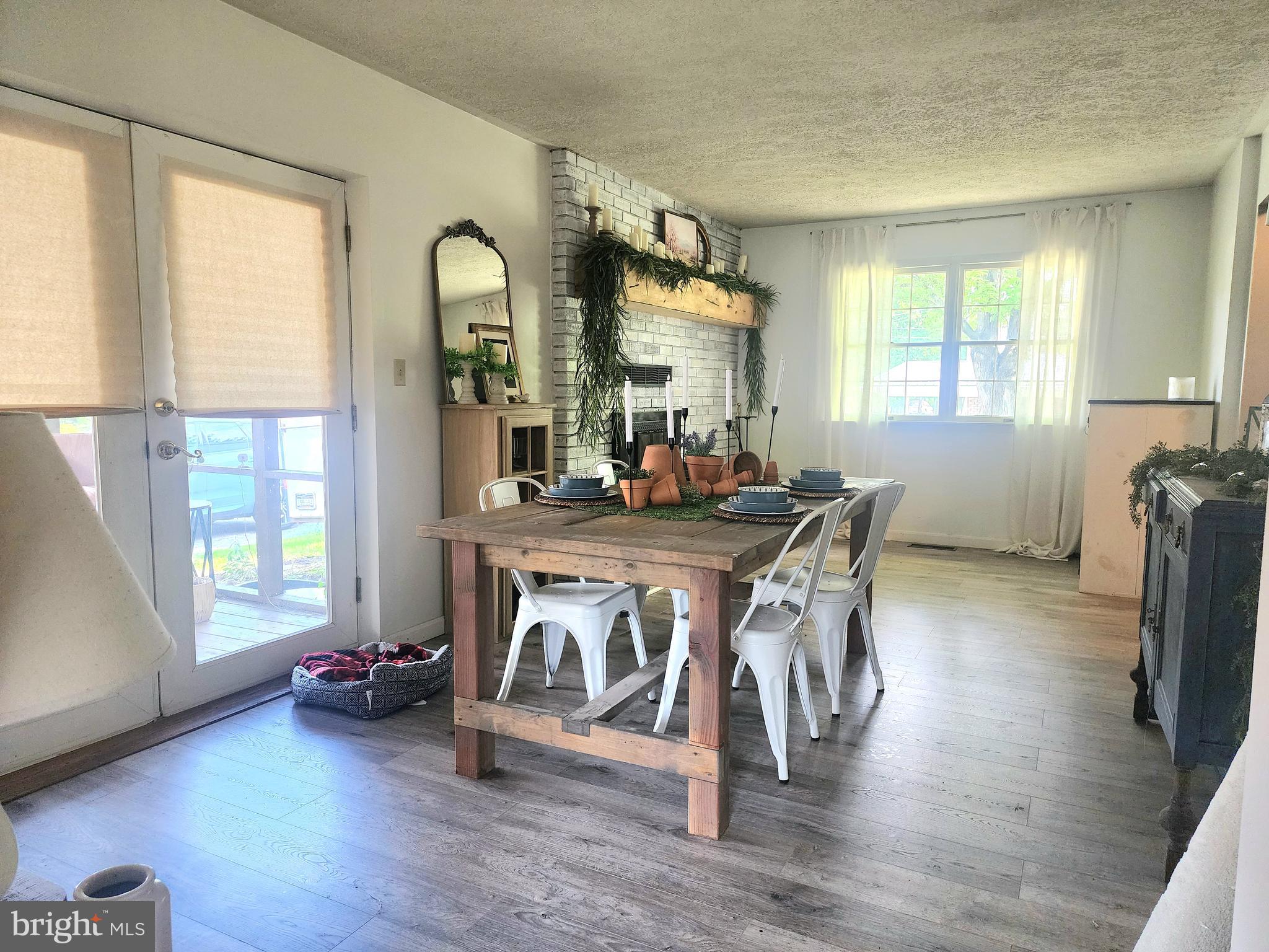 VALLEY VIEW - Residential