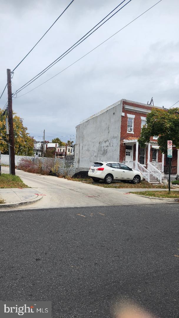 927 INGRAHAM STREET NW