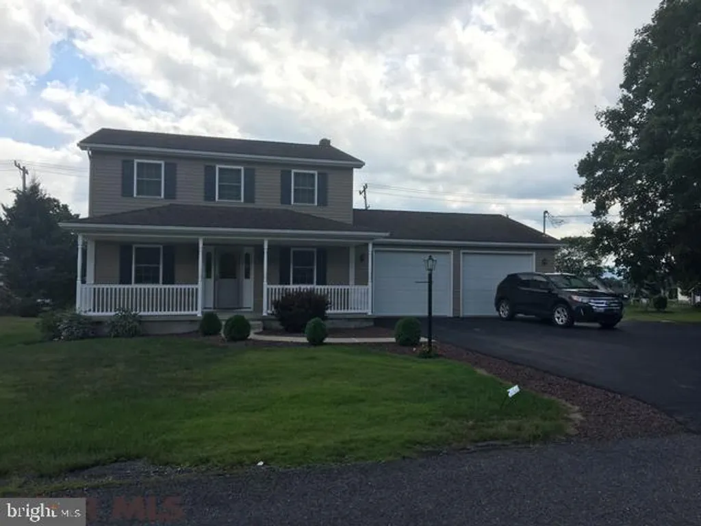 134 3rd Street, Centre Hall, PA 16828