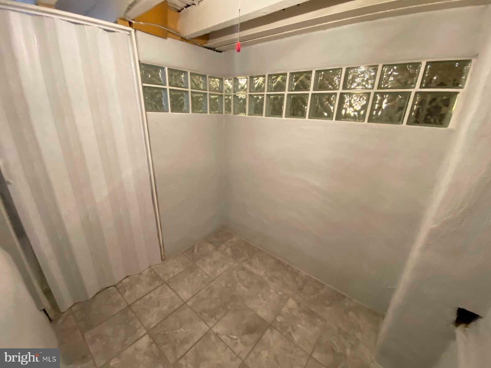 HUNTING PARK - Residential