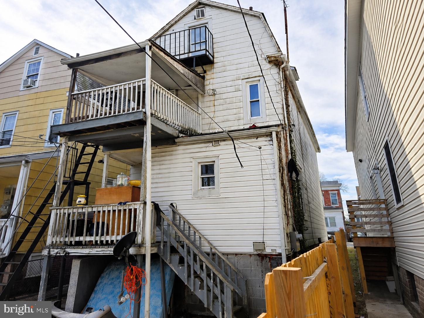 313 S AUGUSTA AVENUE