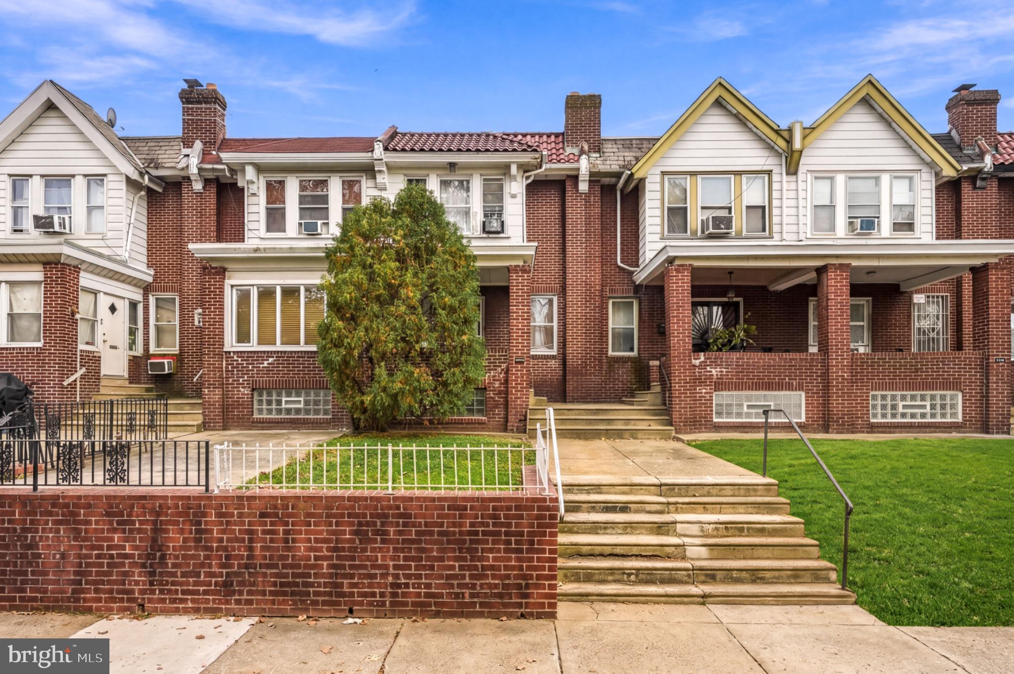 114 W CHEW AVENUE