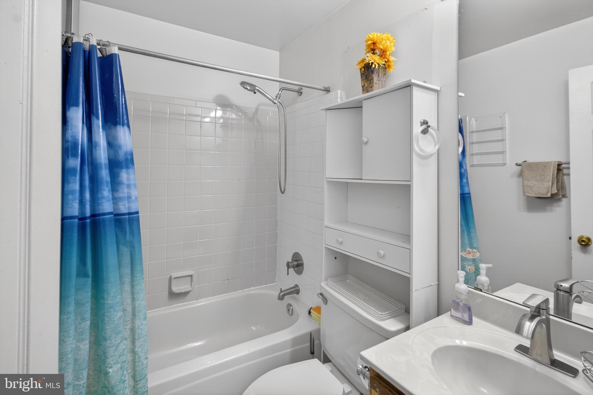 LORDS LANDING - Residential