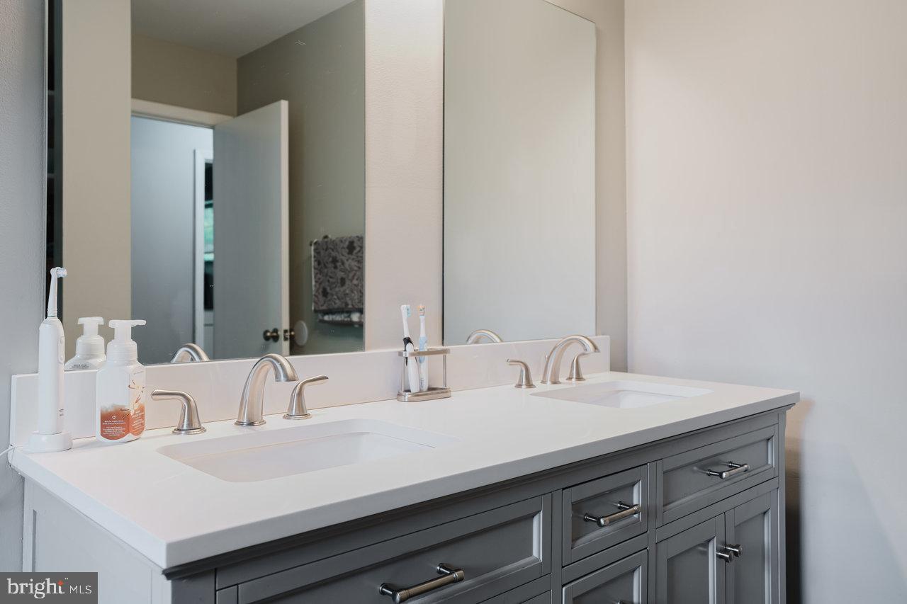 POTOMAC HEIGHTS - Residential