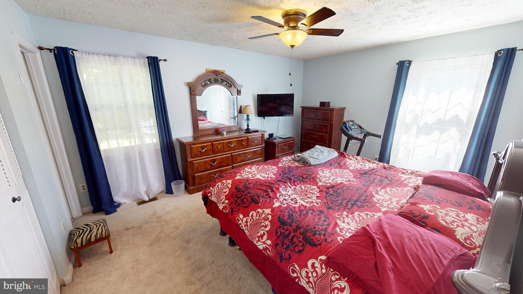 ST CHARLES SUB - WAKEFIELD - Residential Lease