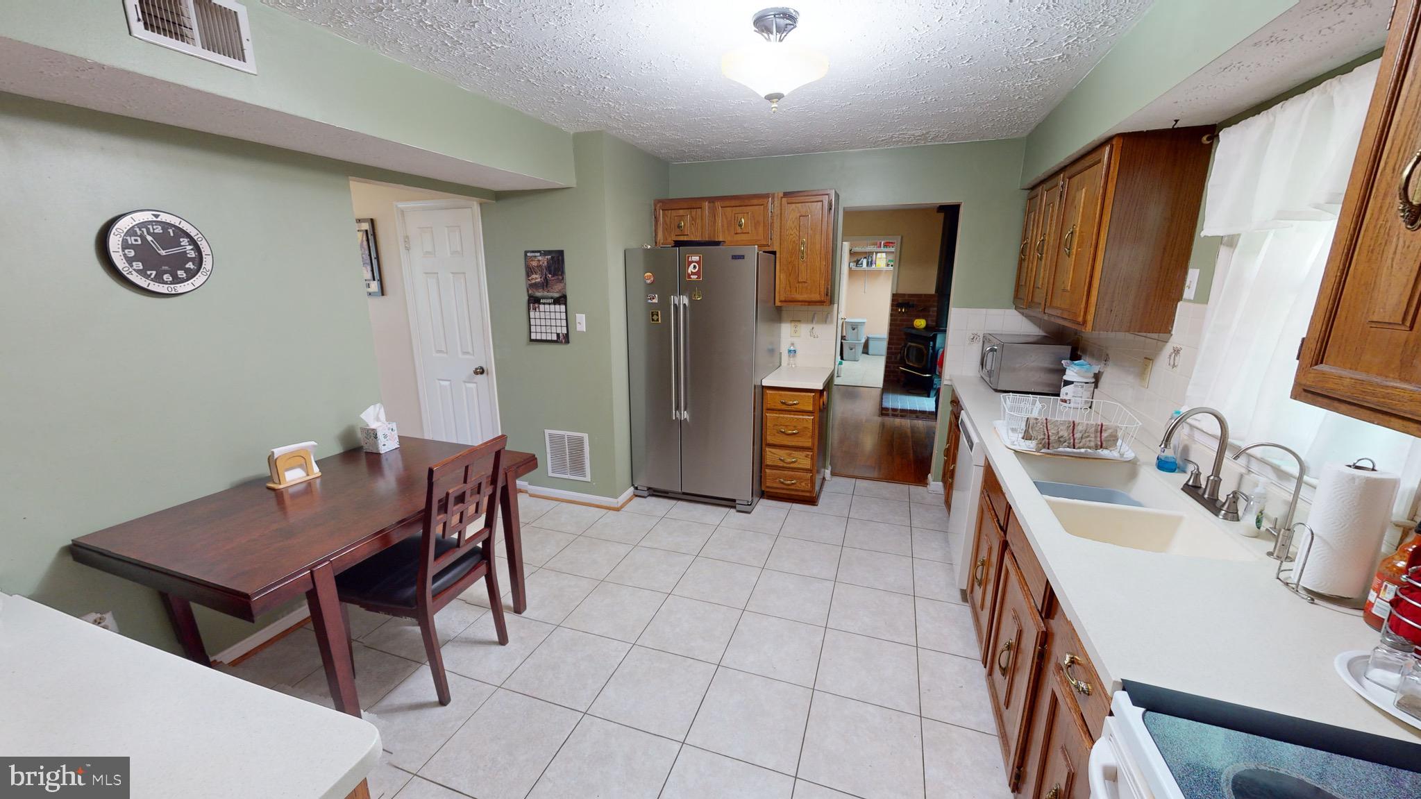 ST CHARLES SUB - WAKEFIELD - Residential Lease