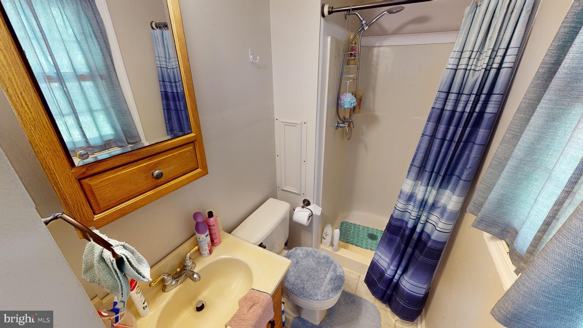 ST CHARLES SUB - WAKEFIELD - Residential Lease