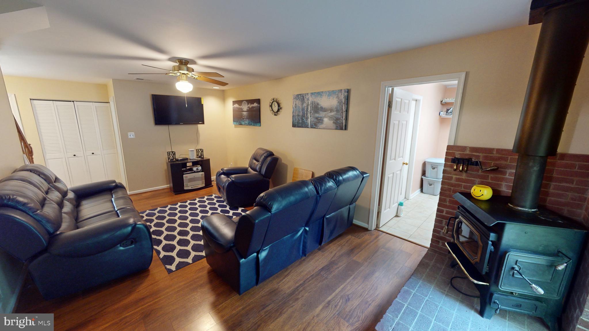 ST CHARLES SUB - WAKEFIELD - Residential Lease