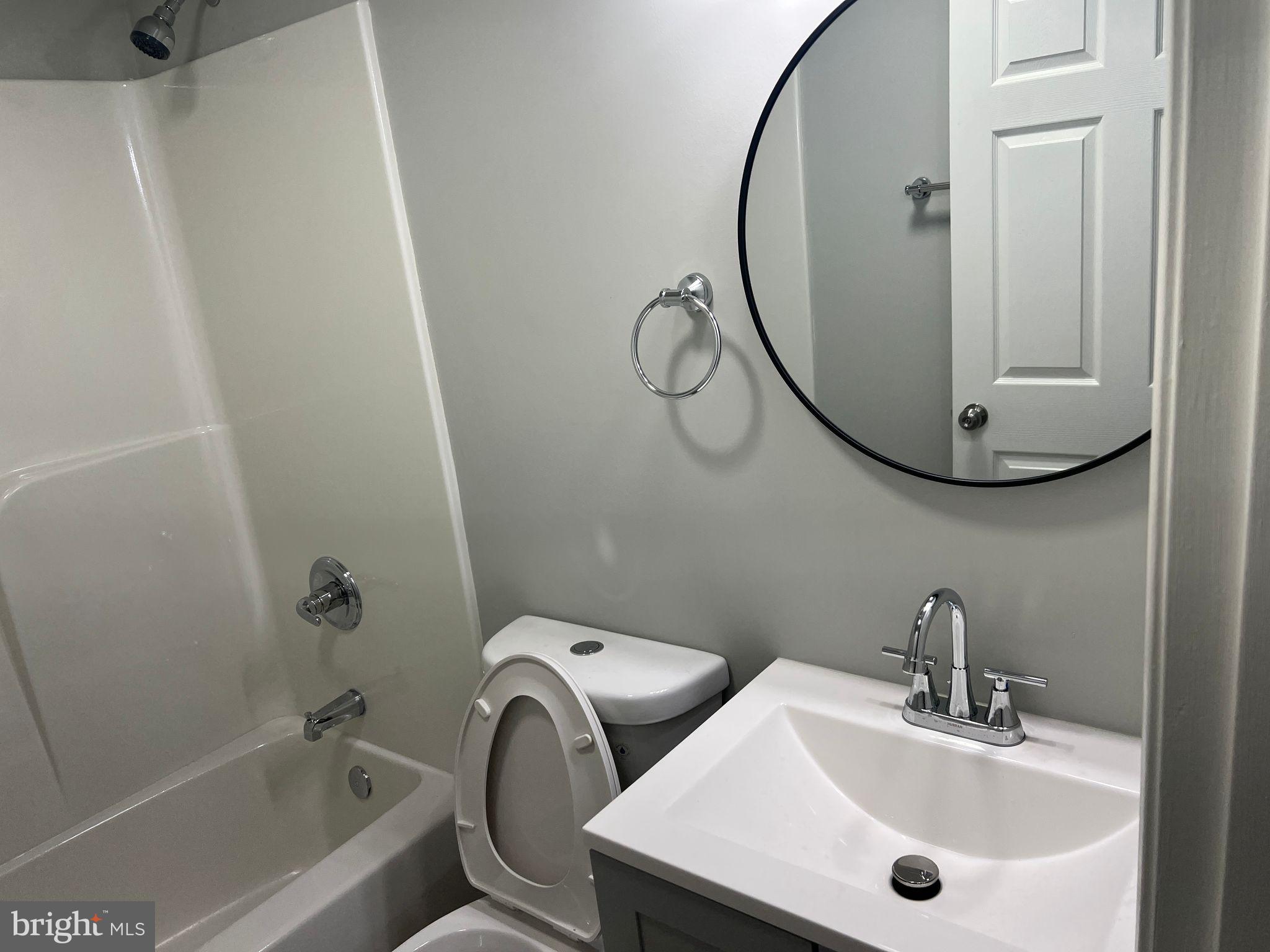 MCELDERRY PARK - Residential Lease