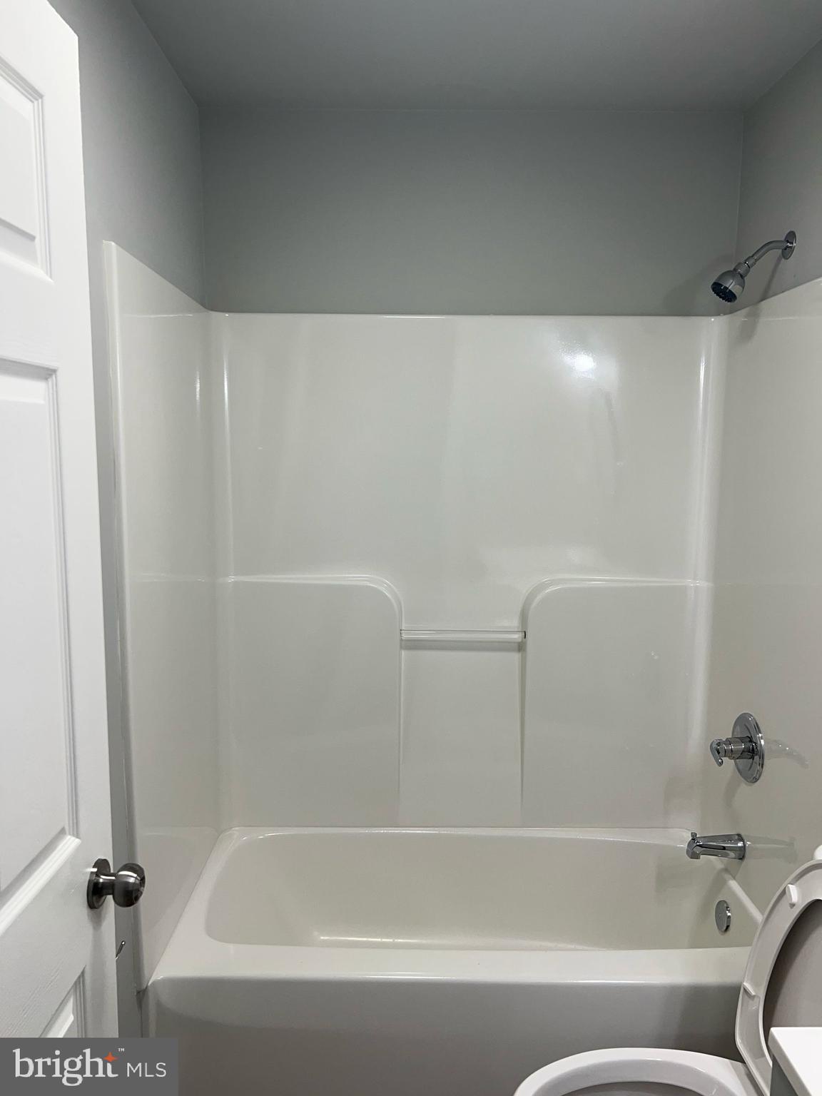 MCELDERRY PARK - Residential Lease