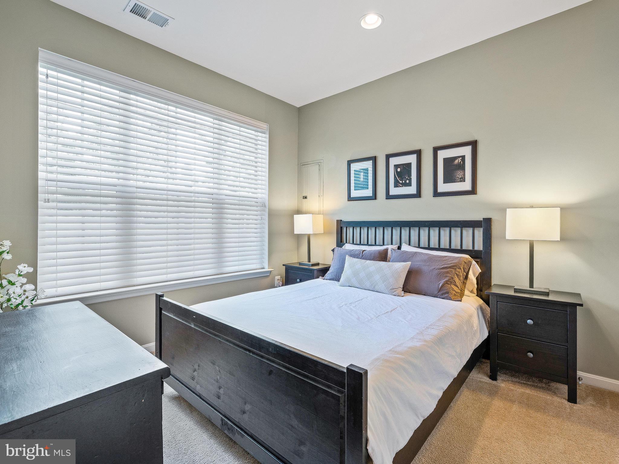 FALLSTAFF - Residential