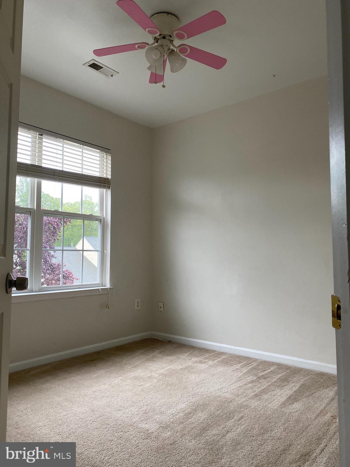 SALEM FIELDS - Residential