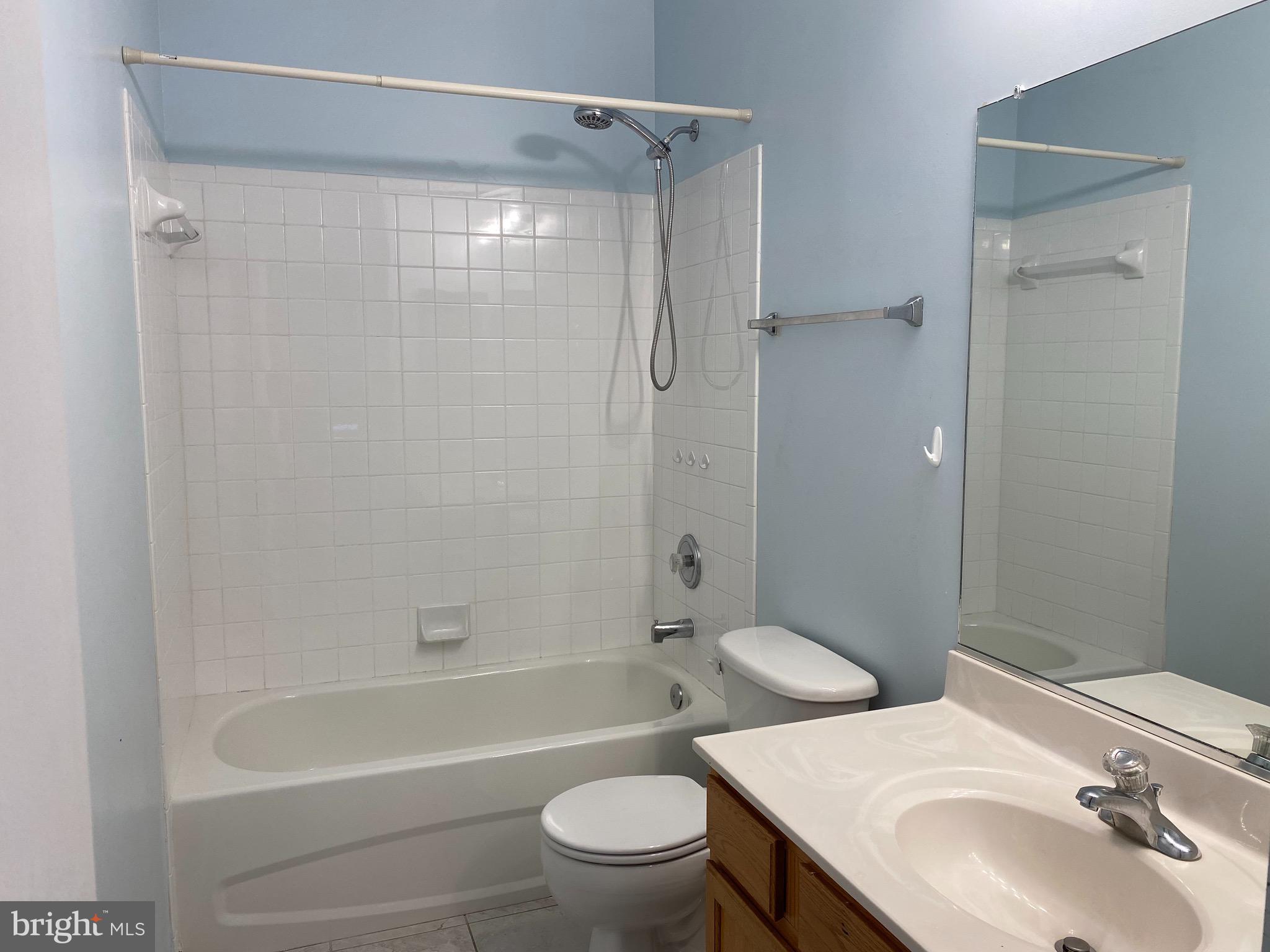 SALEM FIELDS - Residential