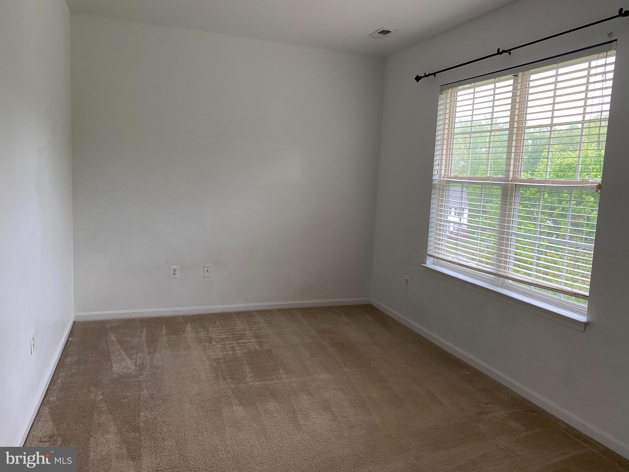 SALEM FIELDS - Residential