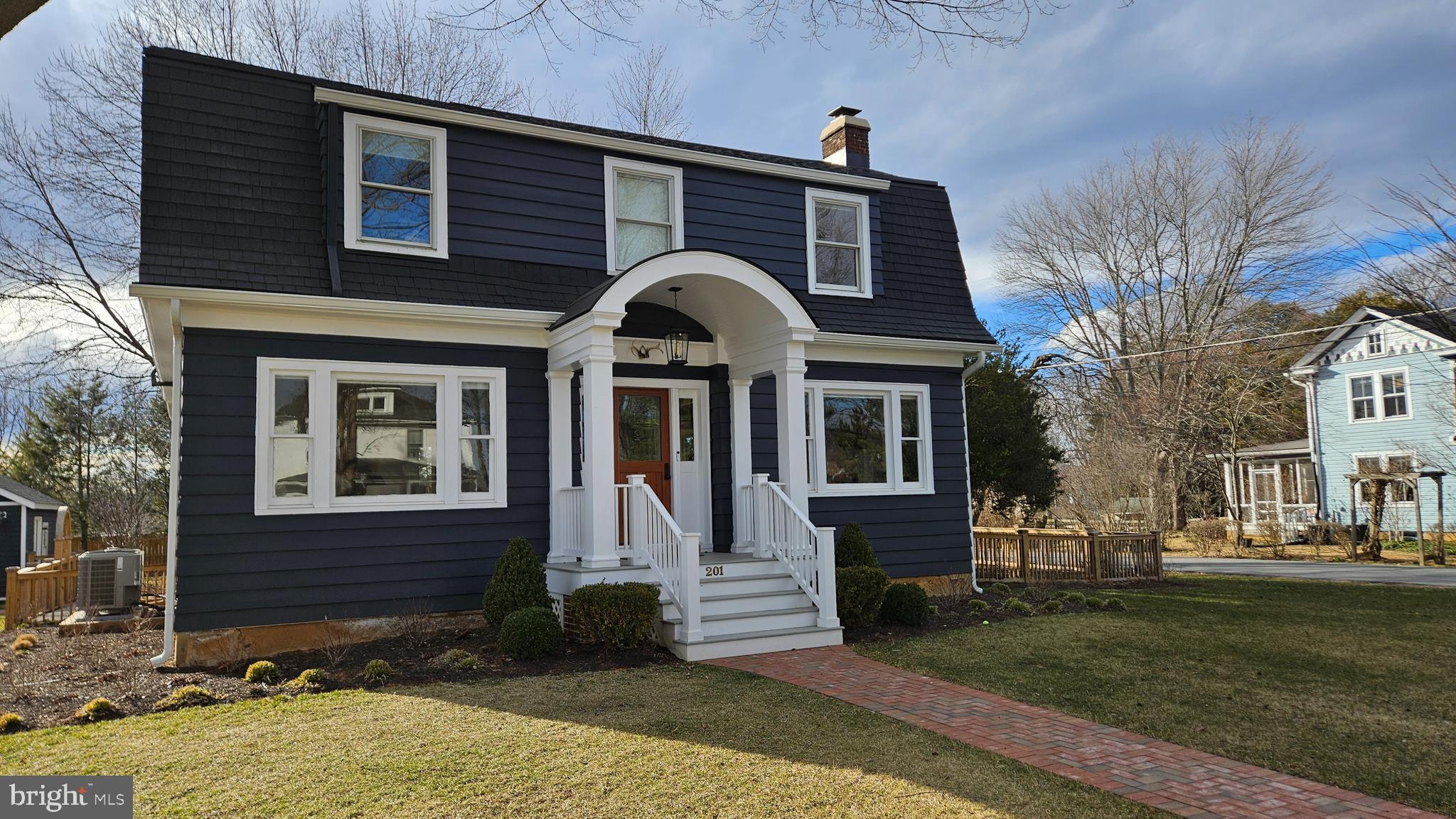 TOWN OF PURCELLVILLE - Residential