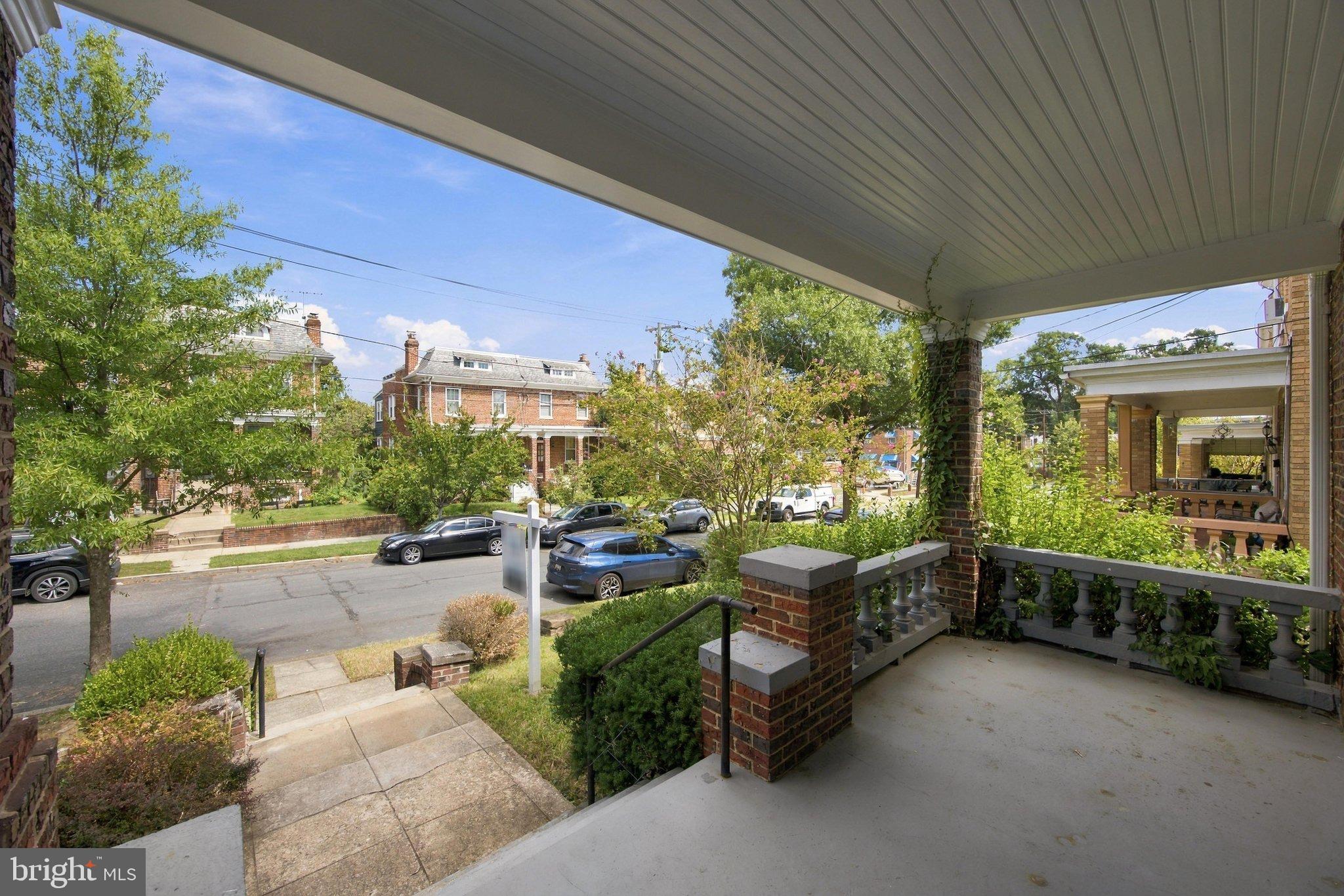 418 NICHOLSON STREET NW