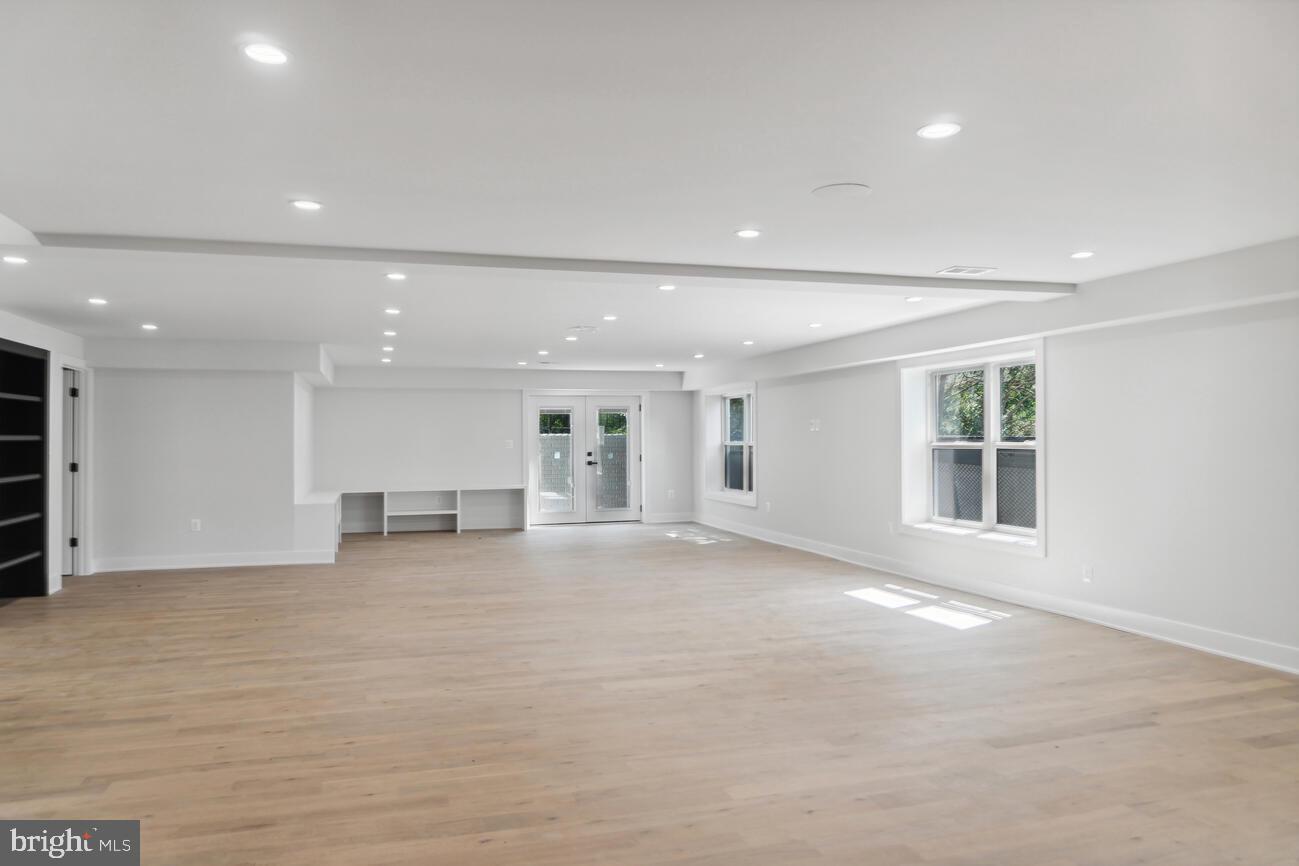 PIMMIT HILLS - Residential