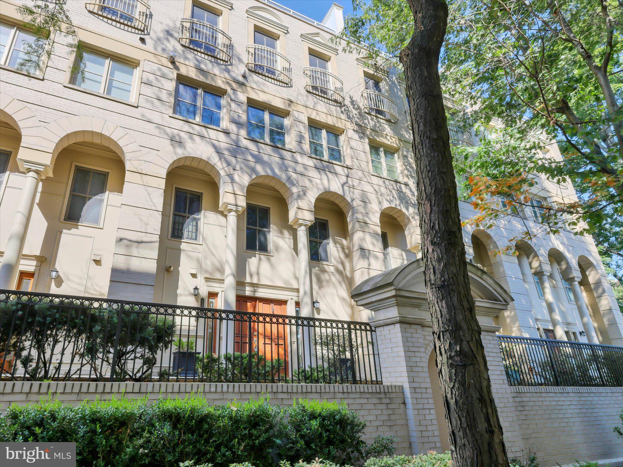 1335 N 14TH STREET N