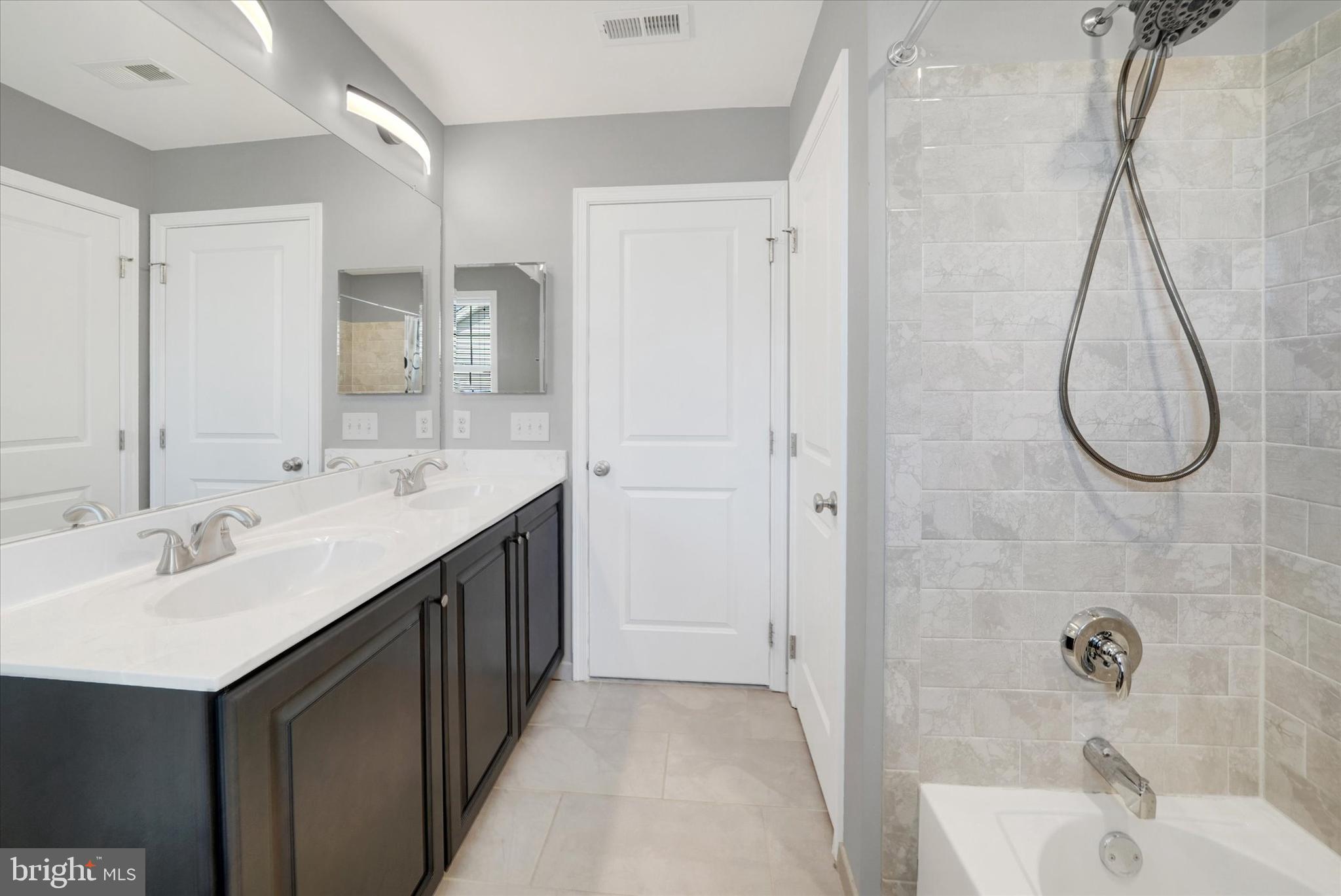 HIGH POINTE AT ST GE - Residential