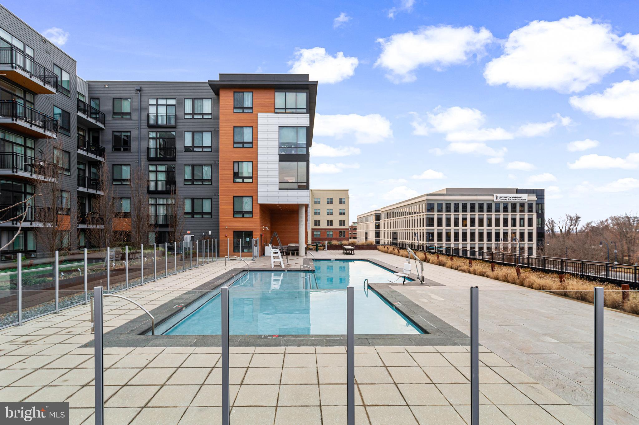 NATIONAL HARBOR - Residential