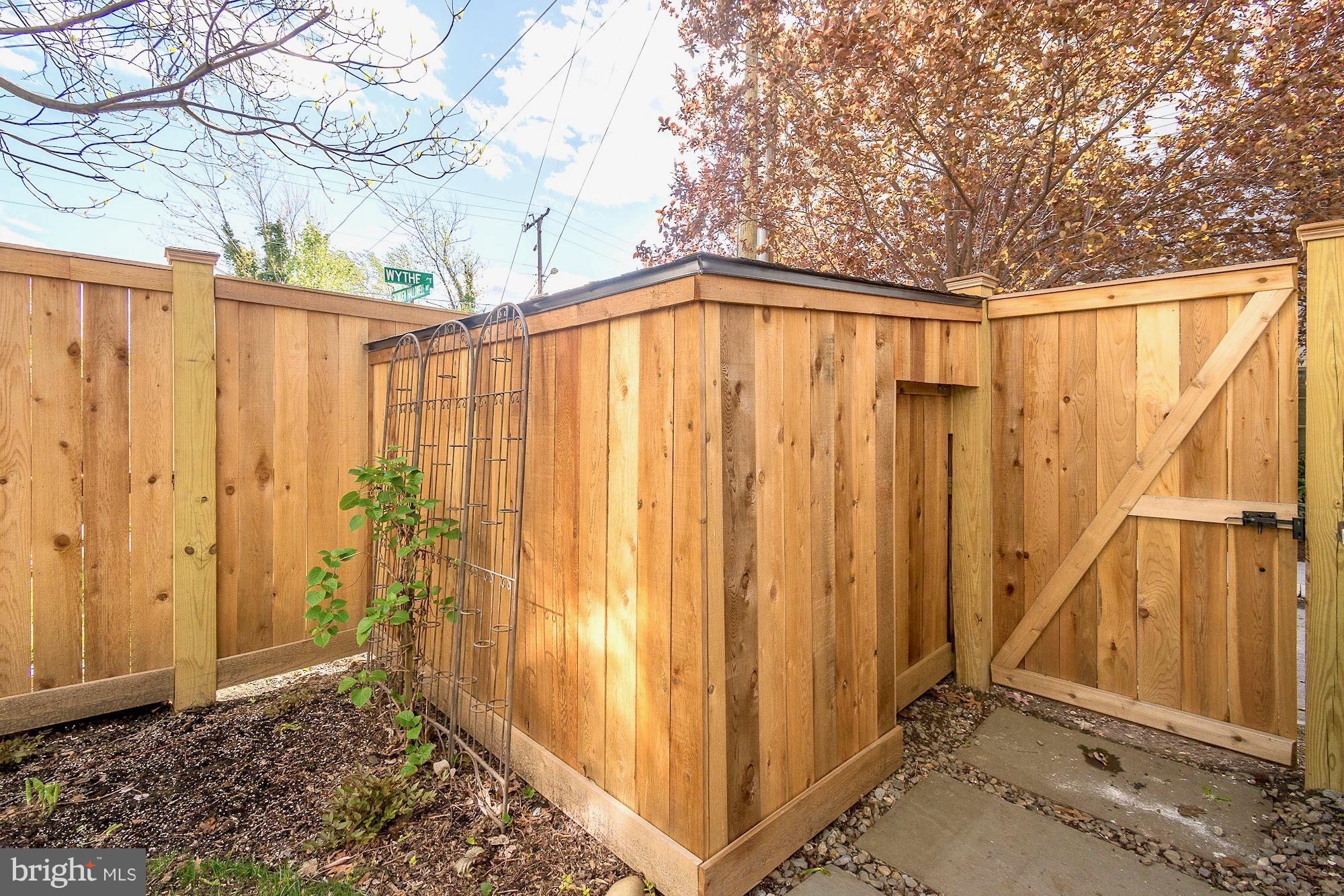 OLD TOWN - Residential