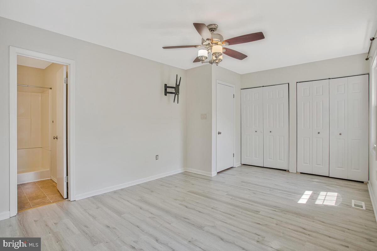 CROFTON MEWS CONDO - Residential Lease