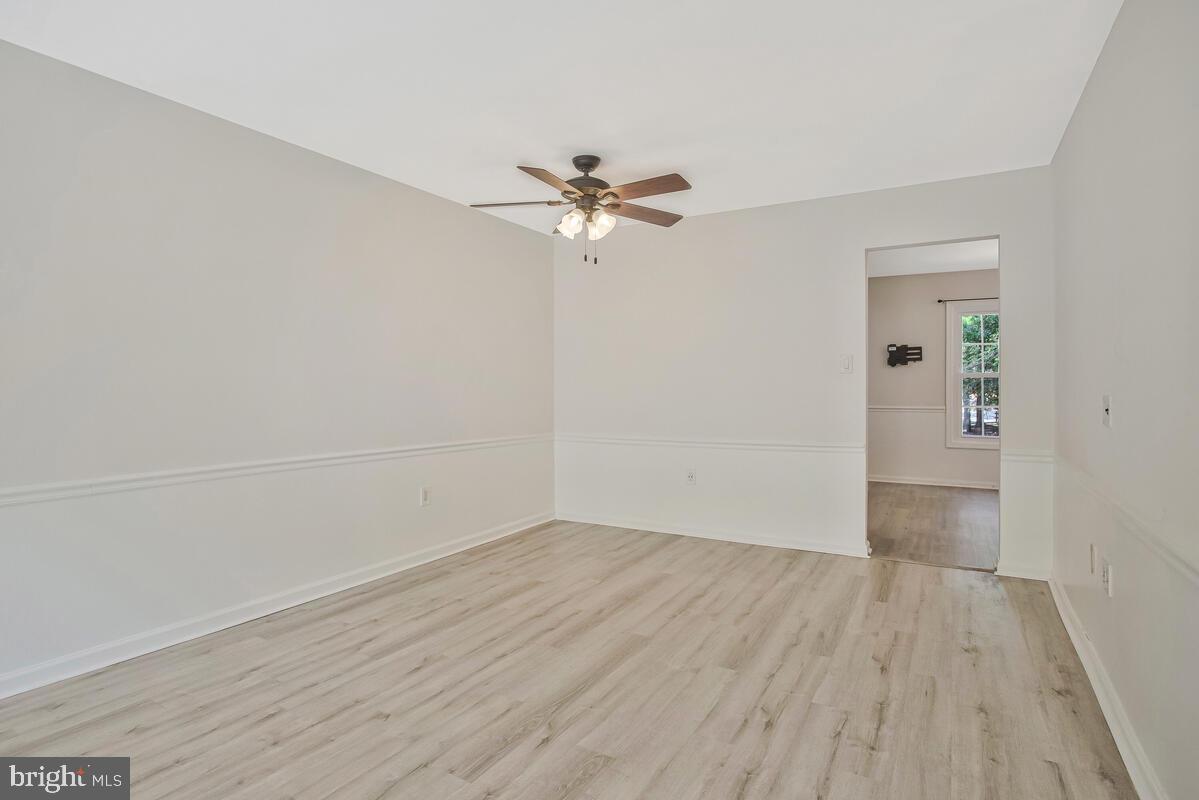 CROFTON MEWS CONDO - Residential Lease