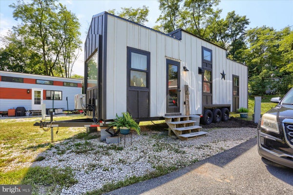 867 SCHWANGER RD # 10, ELIZABETHTOWN, PA 17022 - Image 09e0d4d40401435c5beeee6a3d2f12c6/3127988064