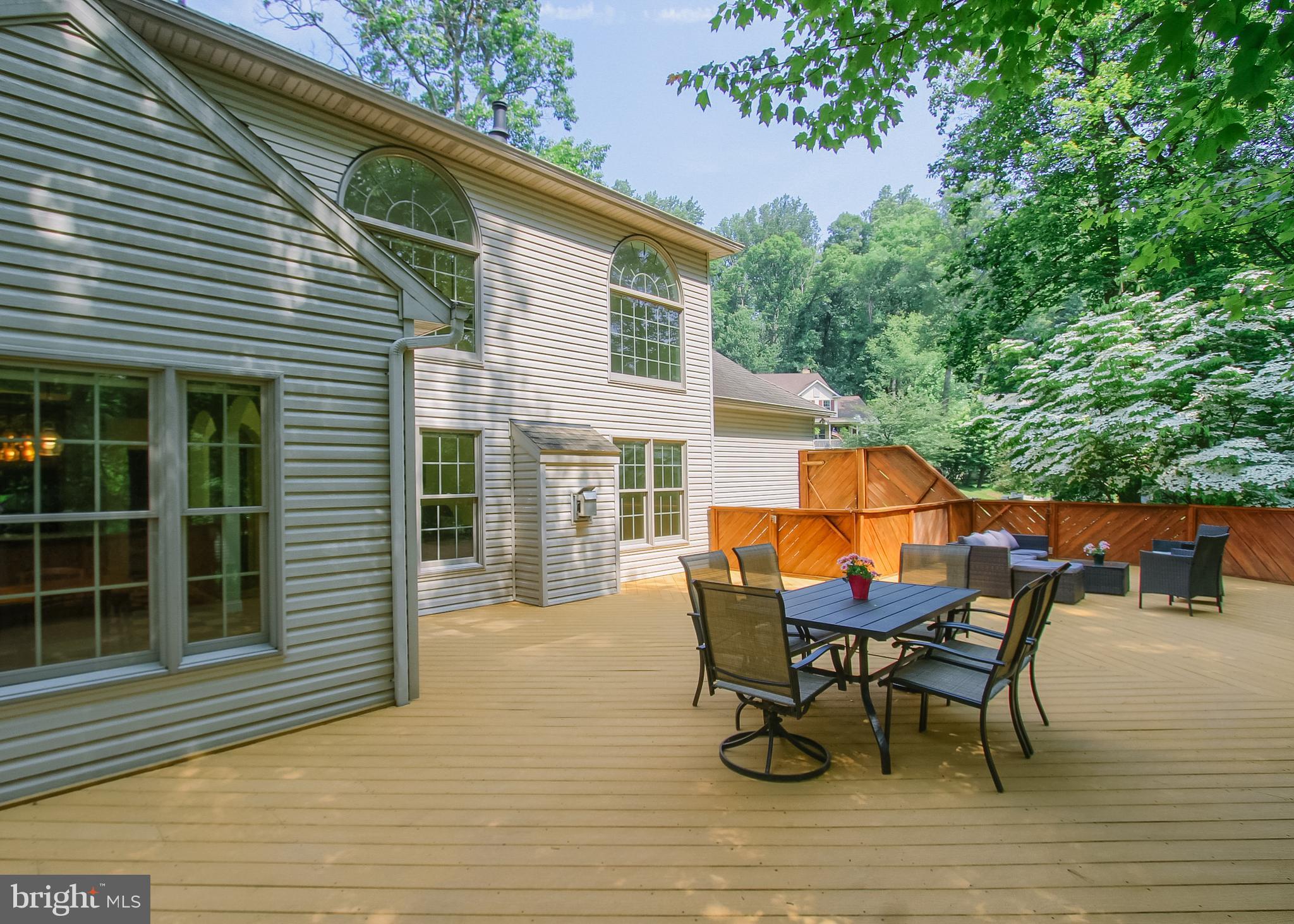 502 WOODLAND CIRCLE
