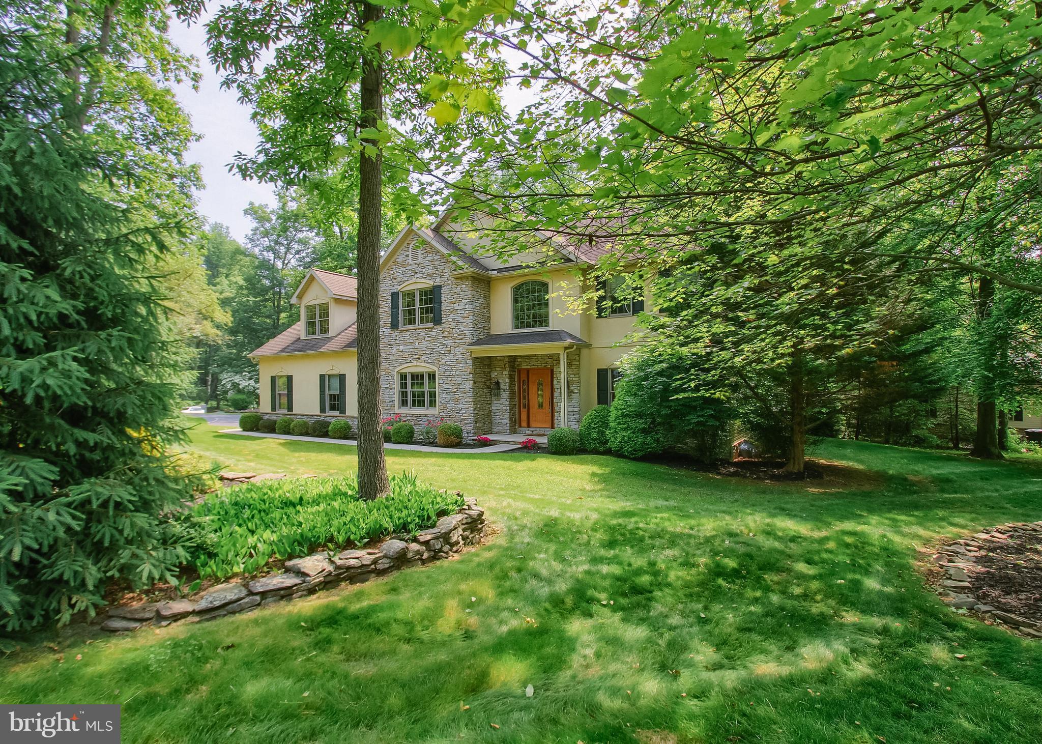 502 WOODLAND CIRCLE