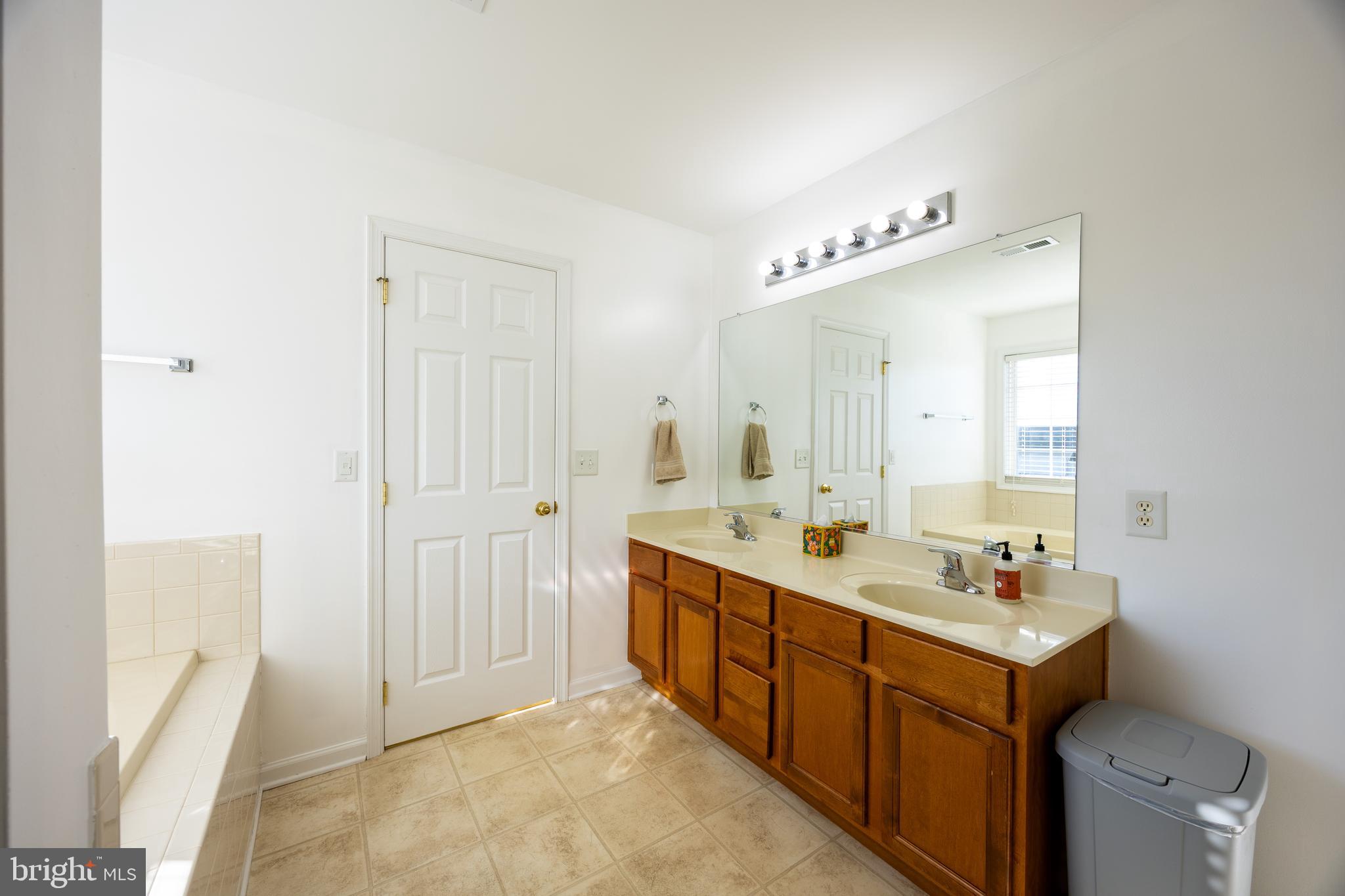 BRIDLE CREEK - Residential