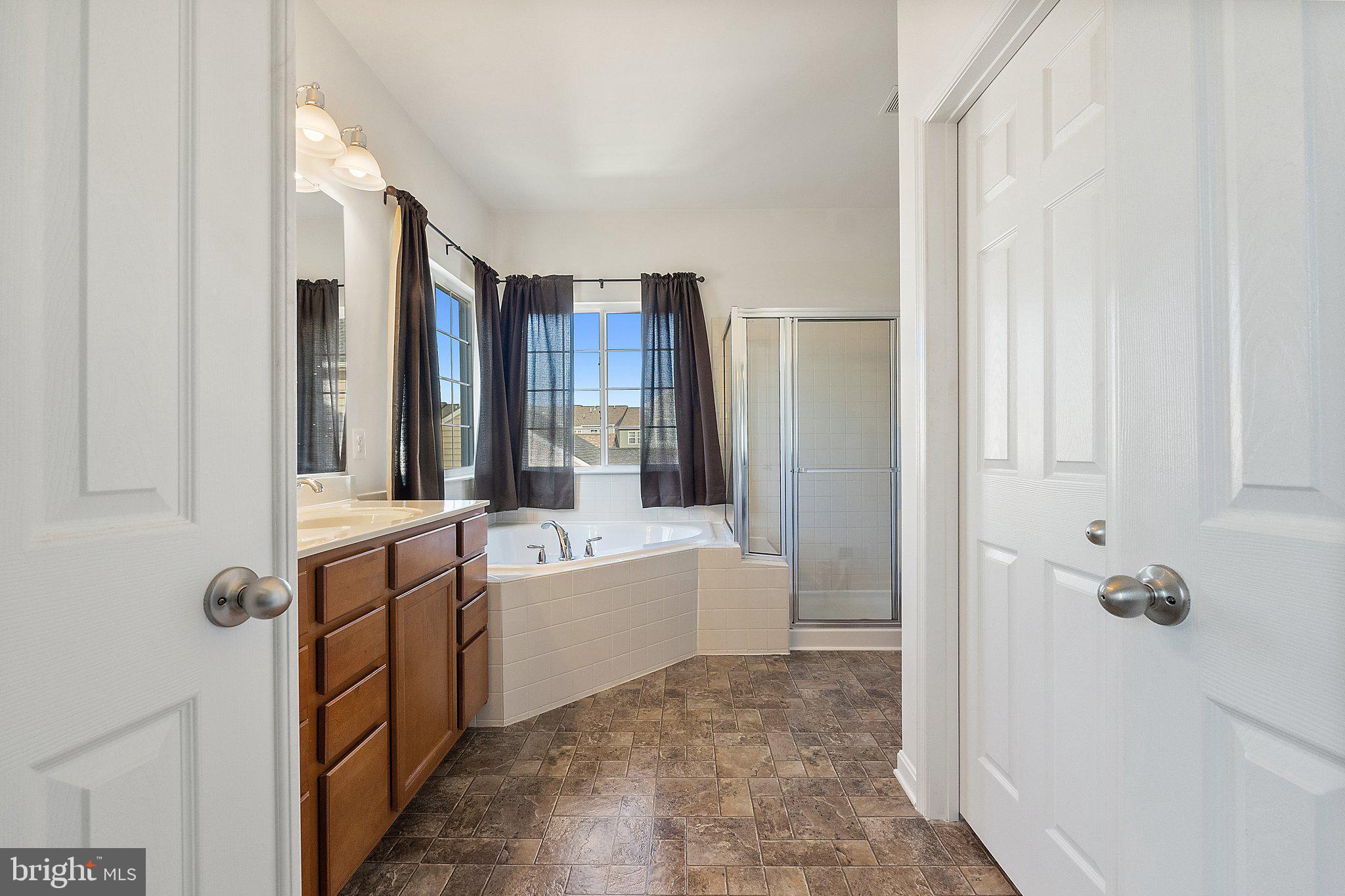 HUNTFIELD - Residential