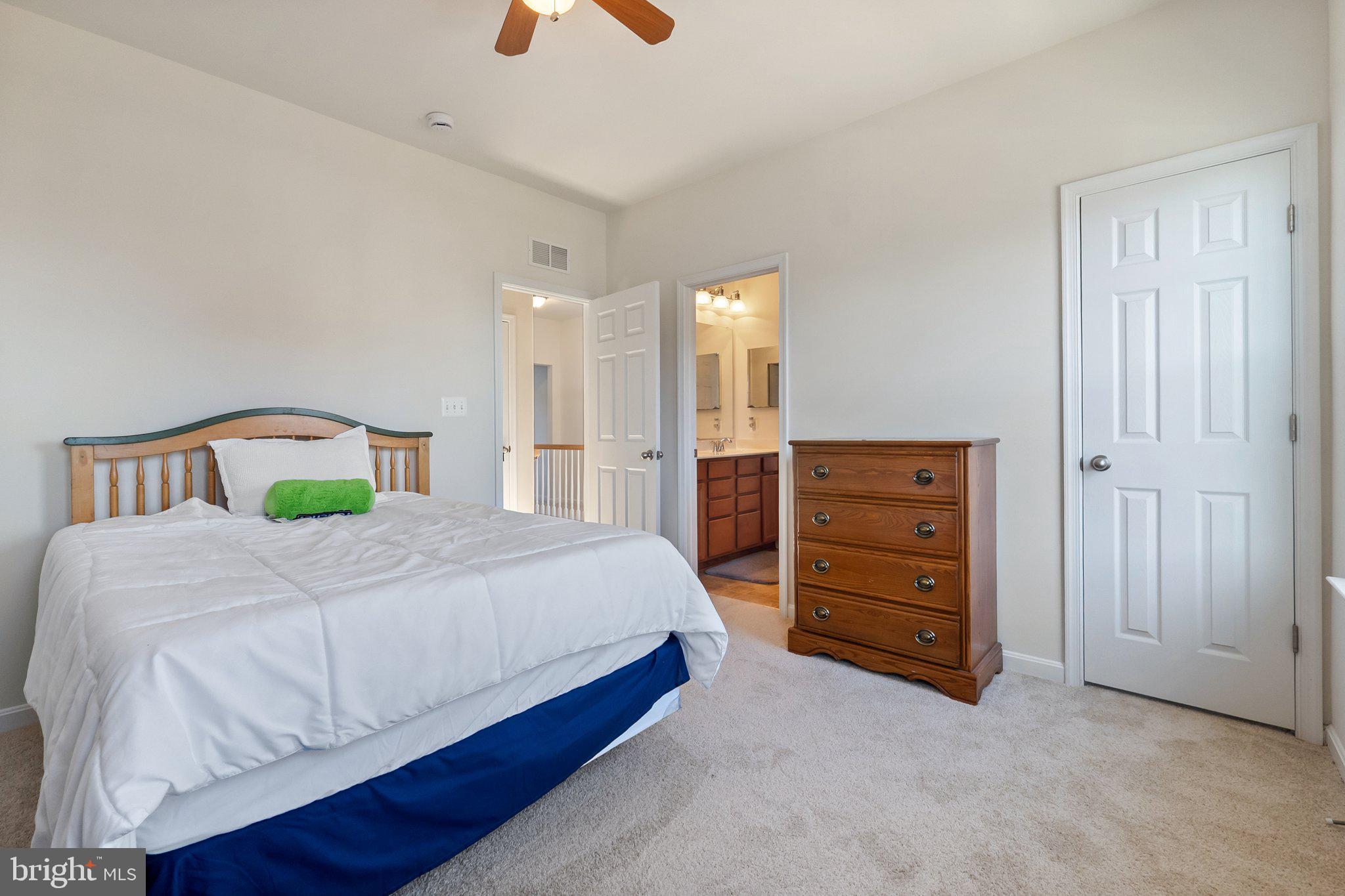 HUNTFIELD - Residential