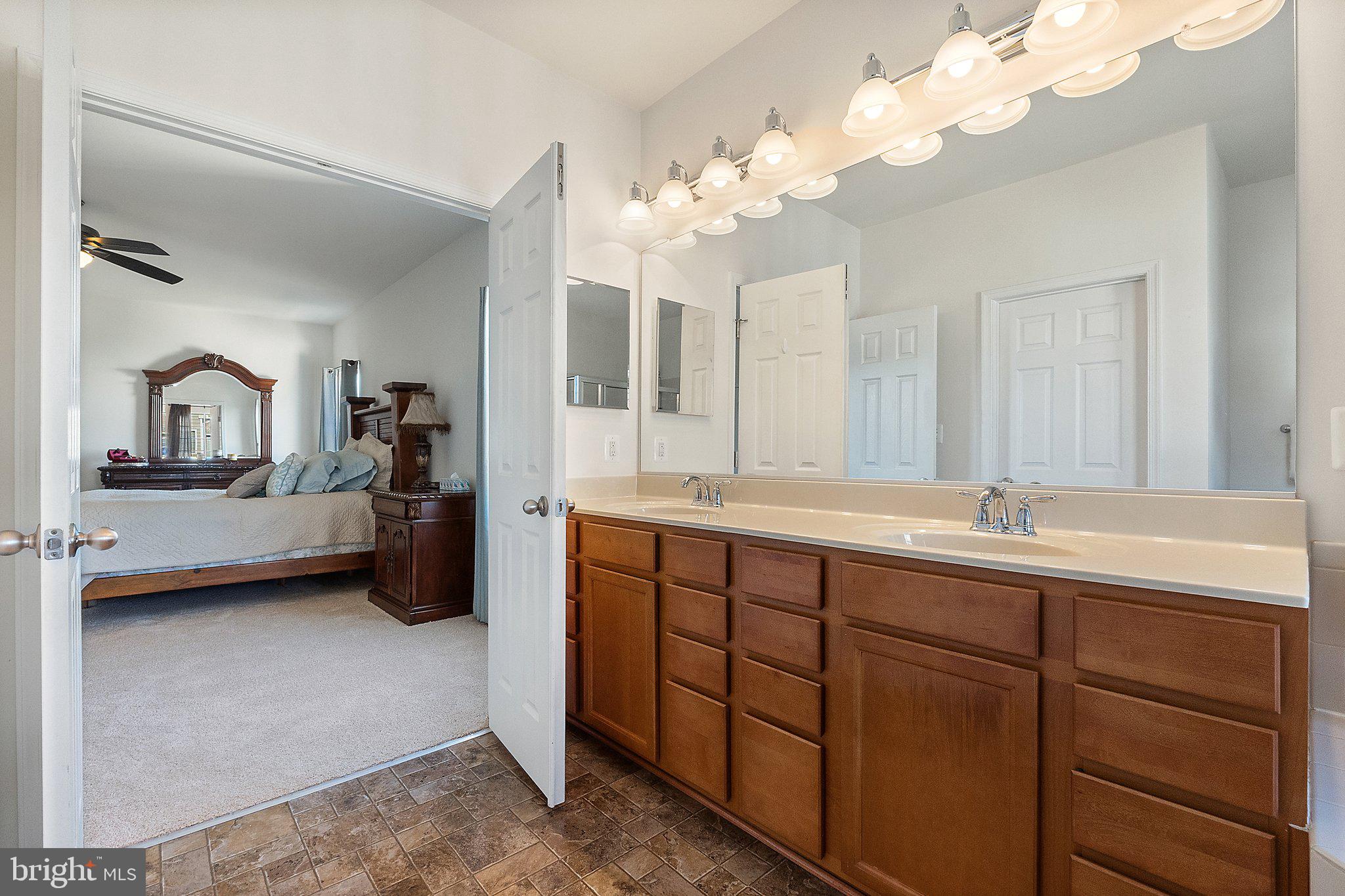 HUNTFIELD - Residential