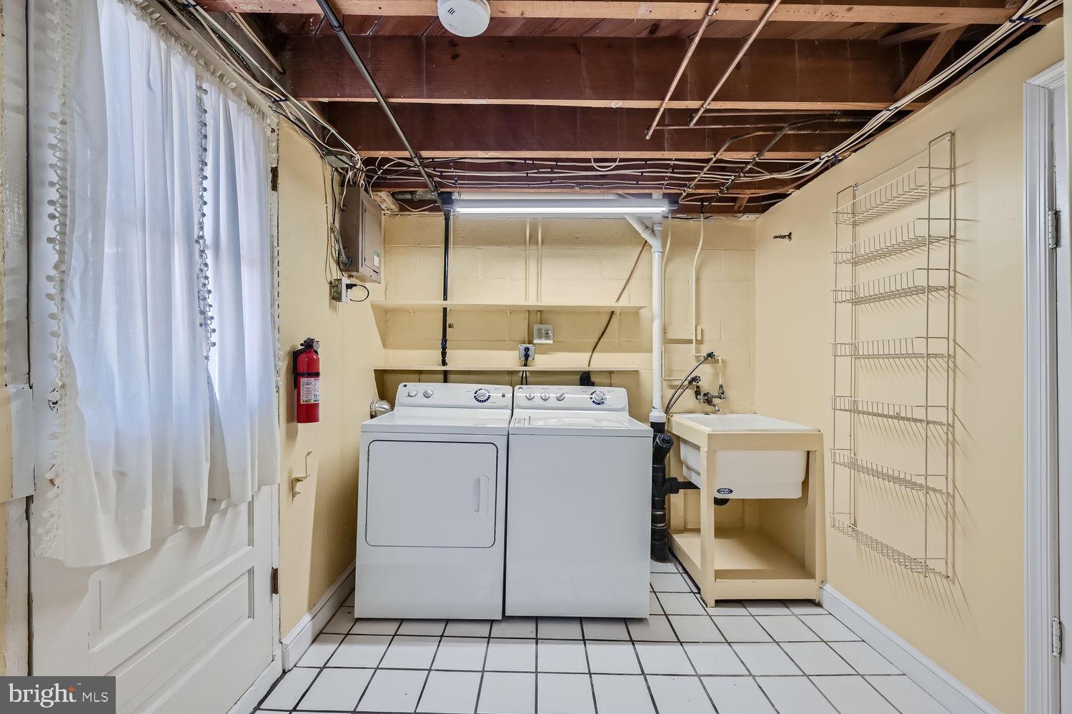 KNETTISHALL - Residential