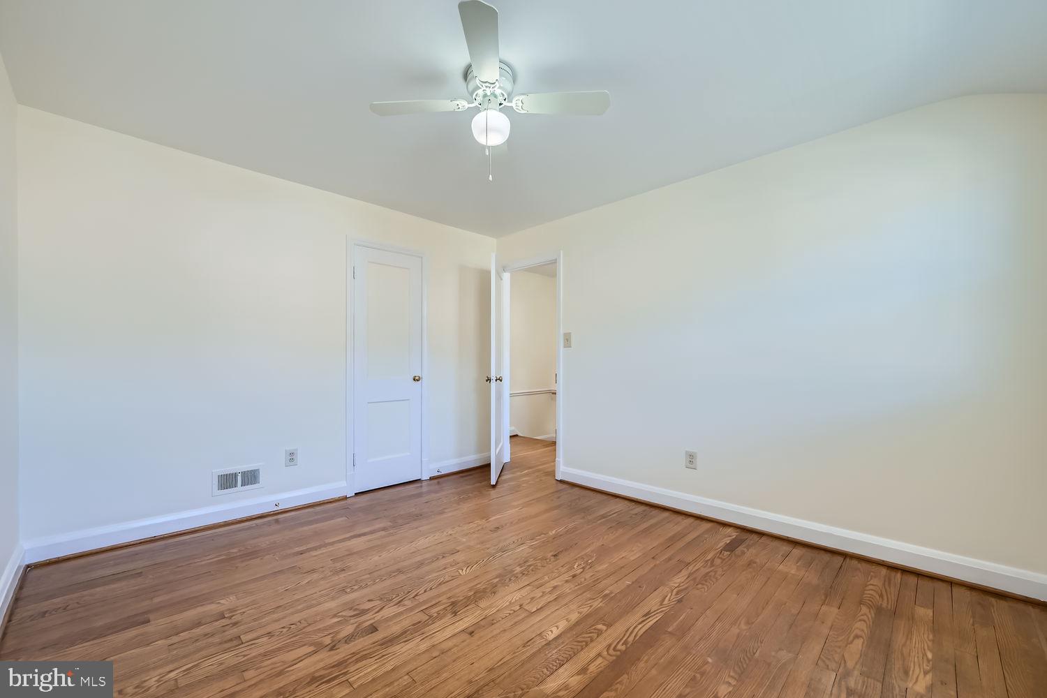 KNETTISHALL - Residential