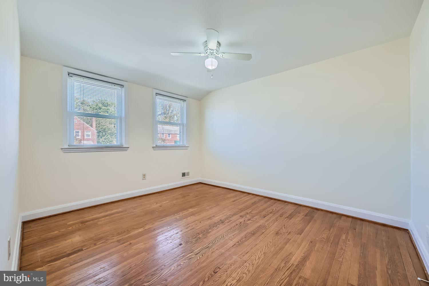 KNETTISHALL - Residential