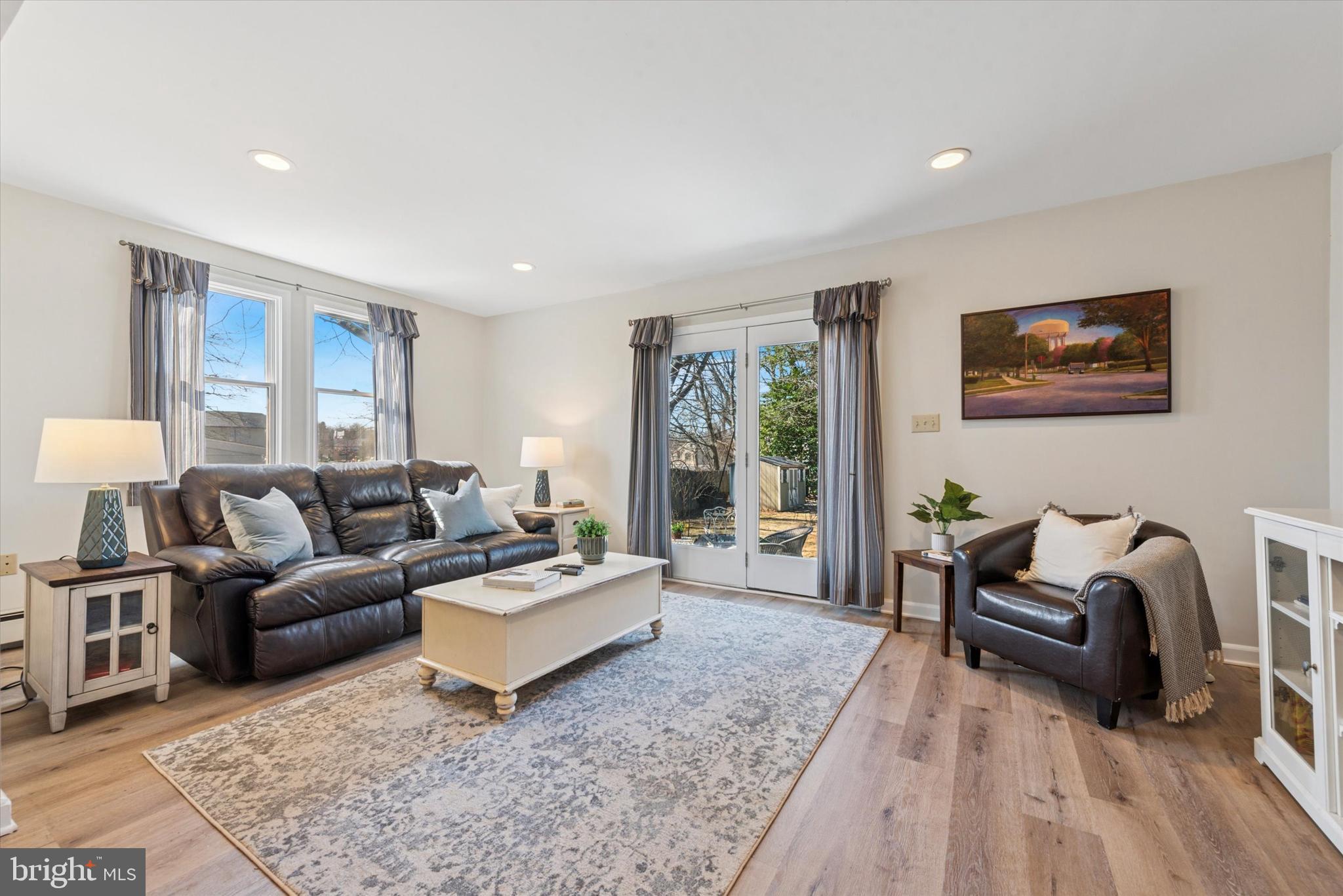 DEEPDALE - Residential