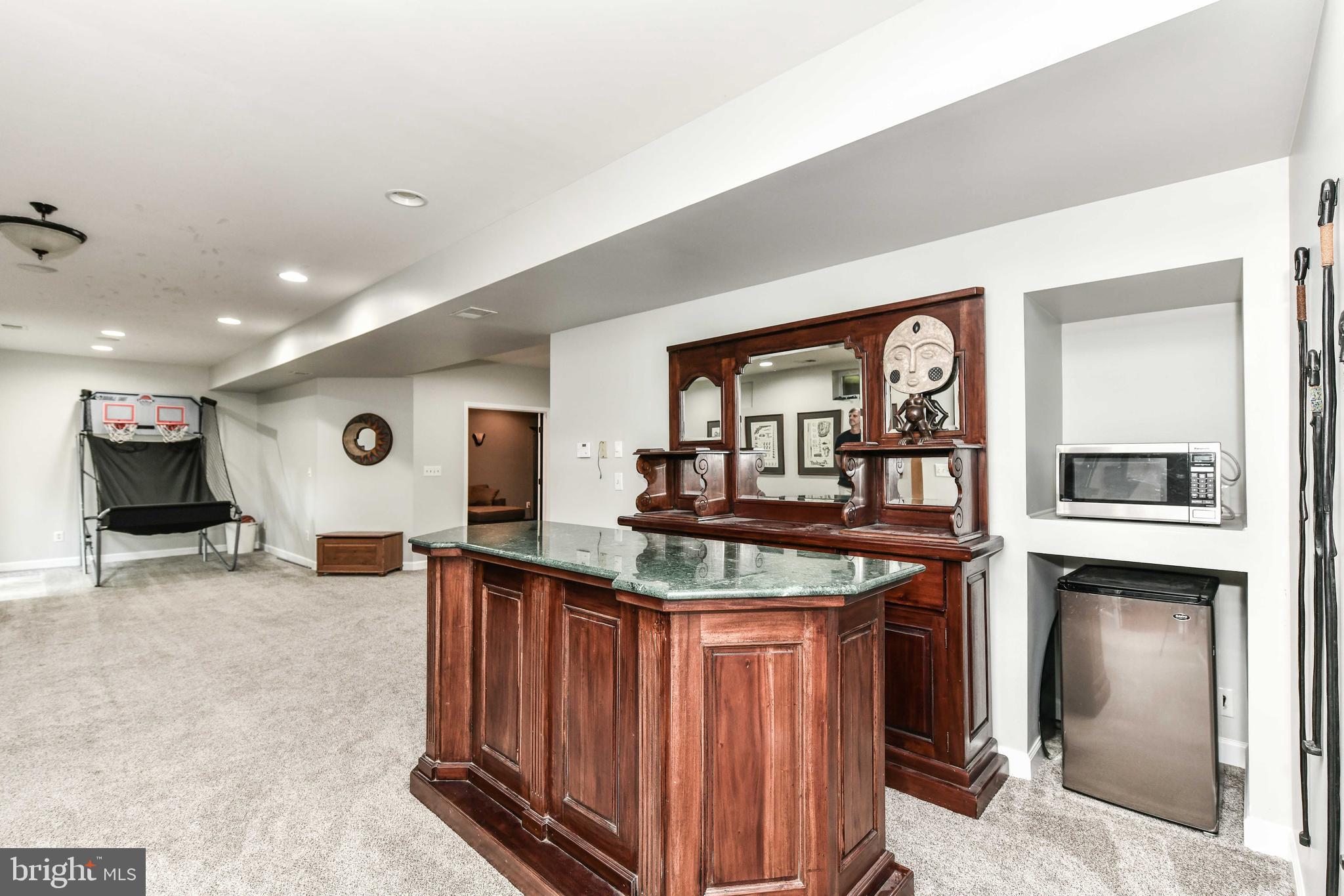 ALEXANDRAS GROVE AT BELMONT - Residential Lease