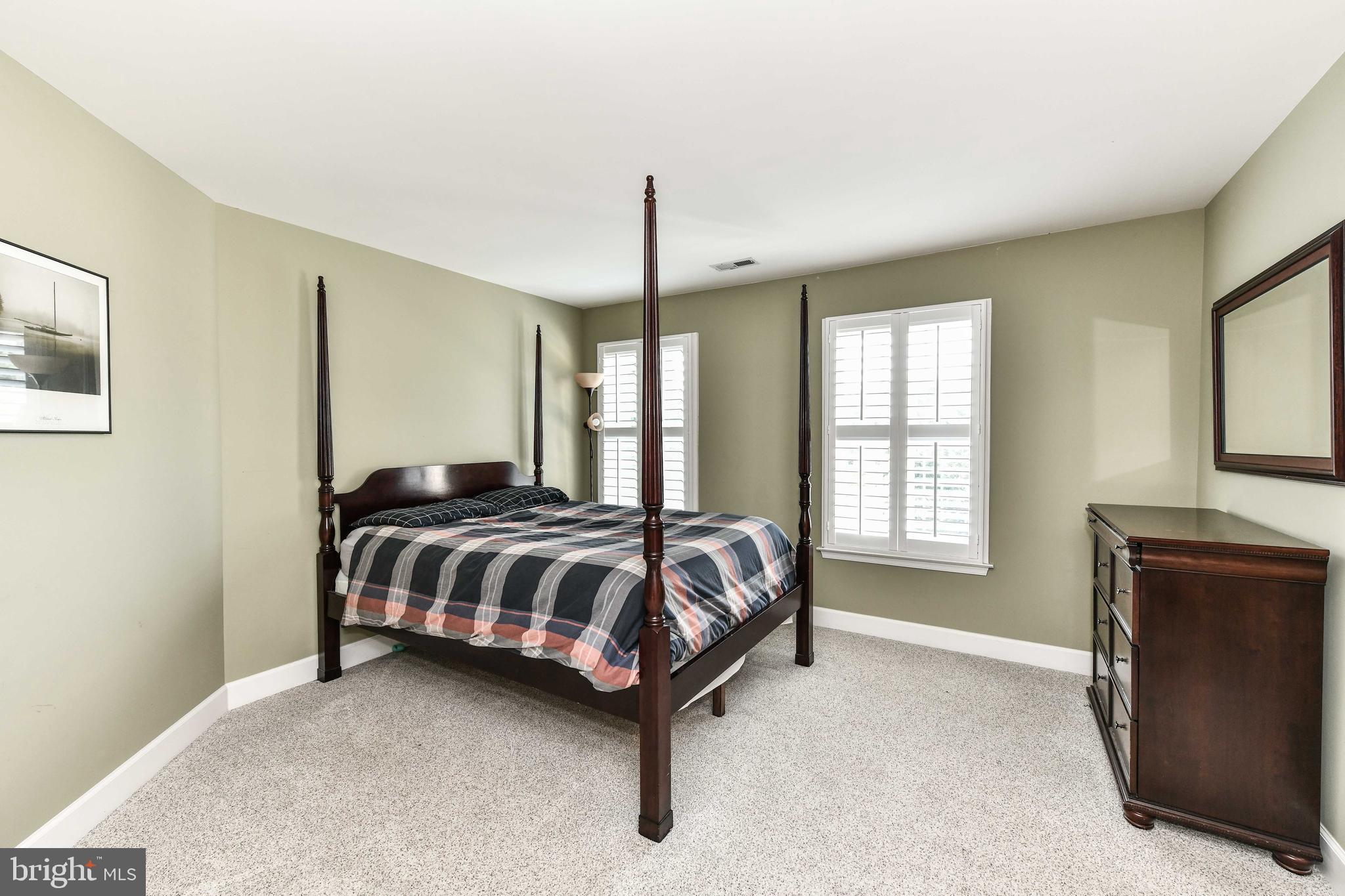 ALEXANDRAS GROVE AT BELMONT - Residential Lease