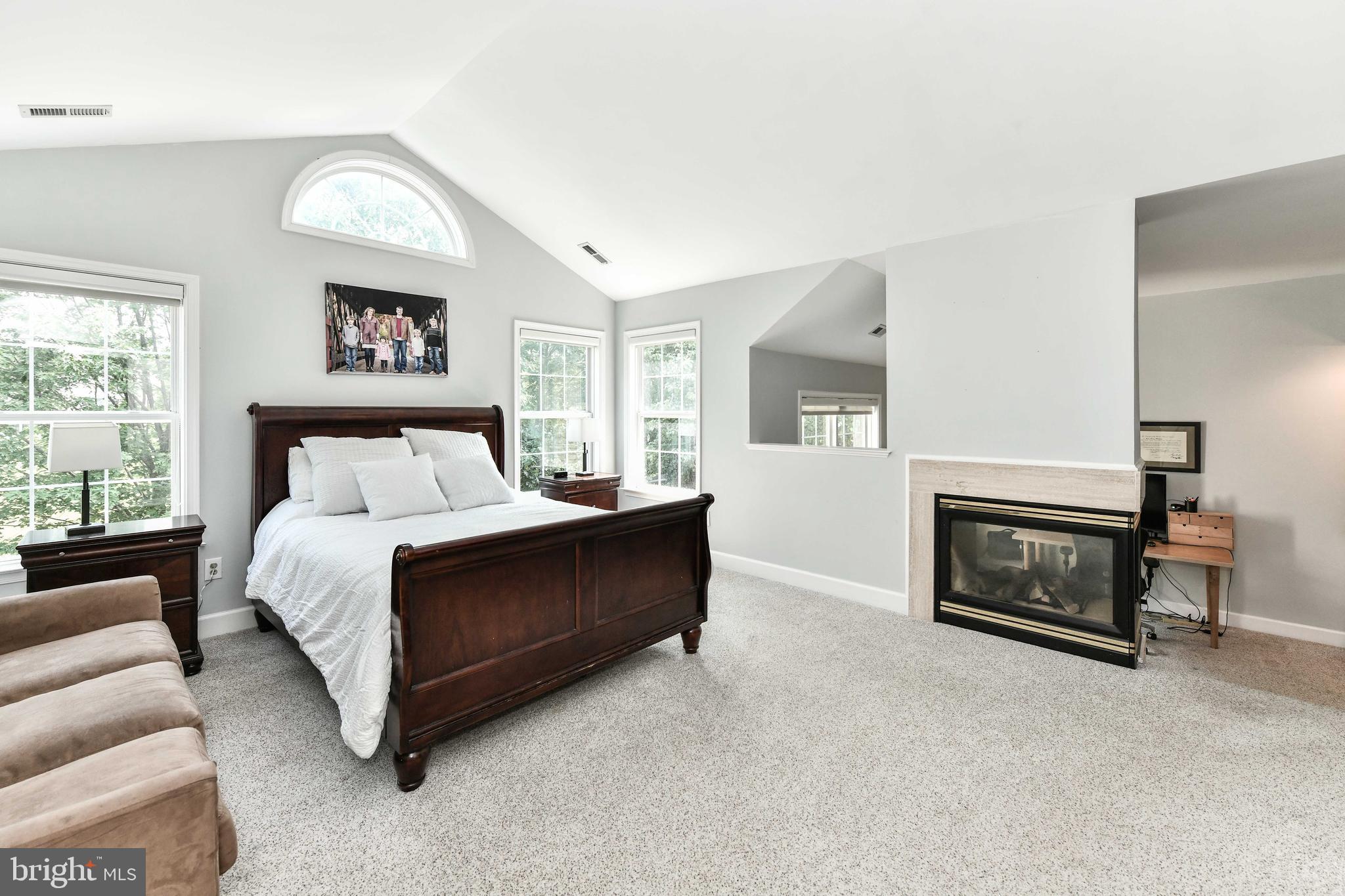 ALEXANDRAS GROVE AT BELMONT - Residential Lease