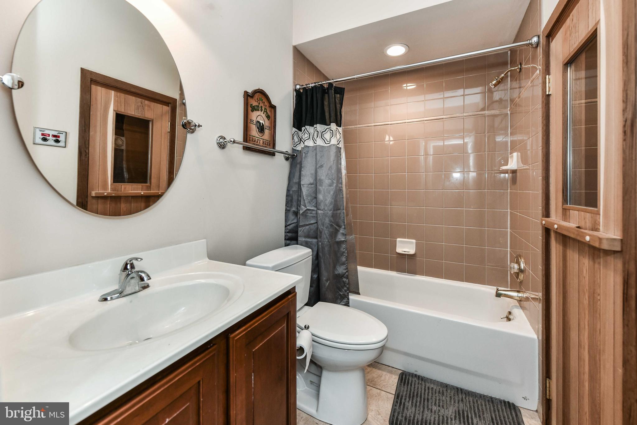 ALEXANDRAS GROVE AT BELMONT - Residential Lease