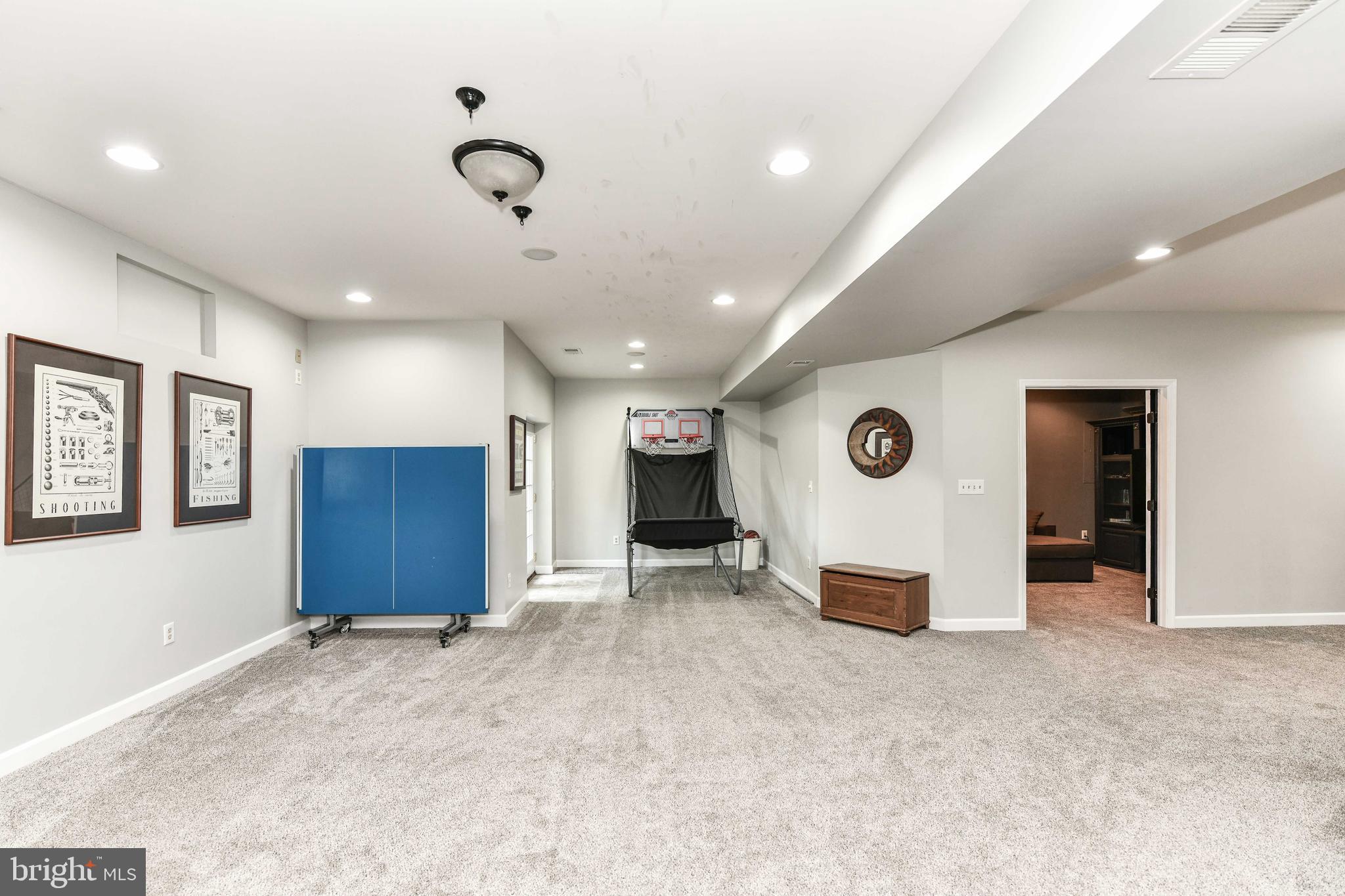 ALEXANDRAS GROVE AT BELMONT - Residential Lease