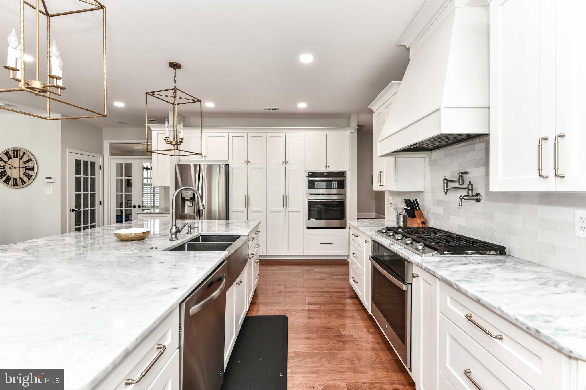 ALEXANDRAS GROVE AT BELMONT - Residential Lease