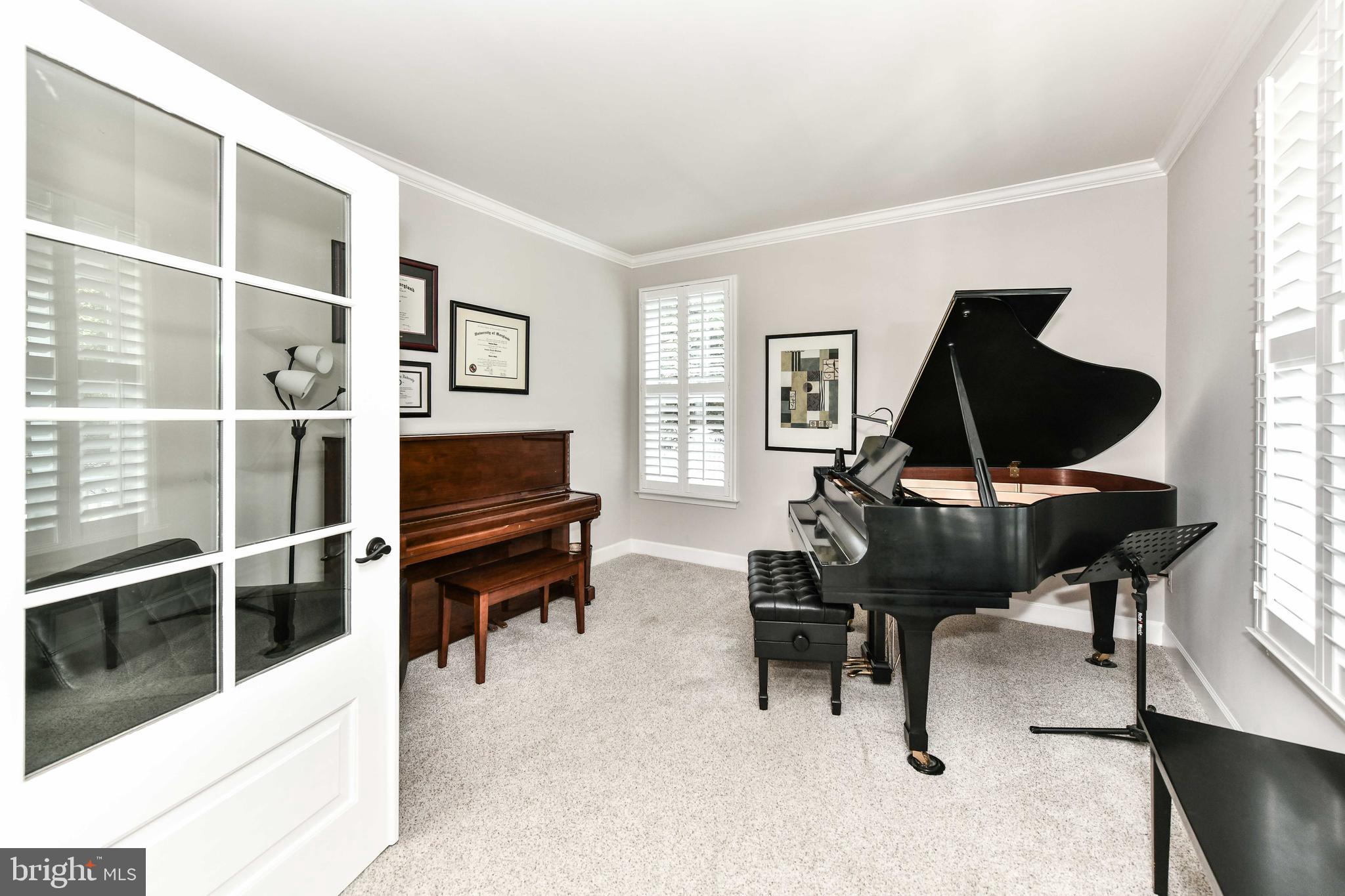 ALEXANDRAS GROVE AT BELMONT - Residential Lease