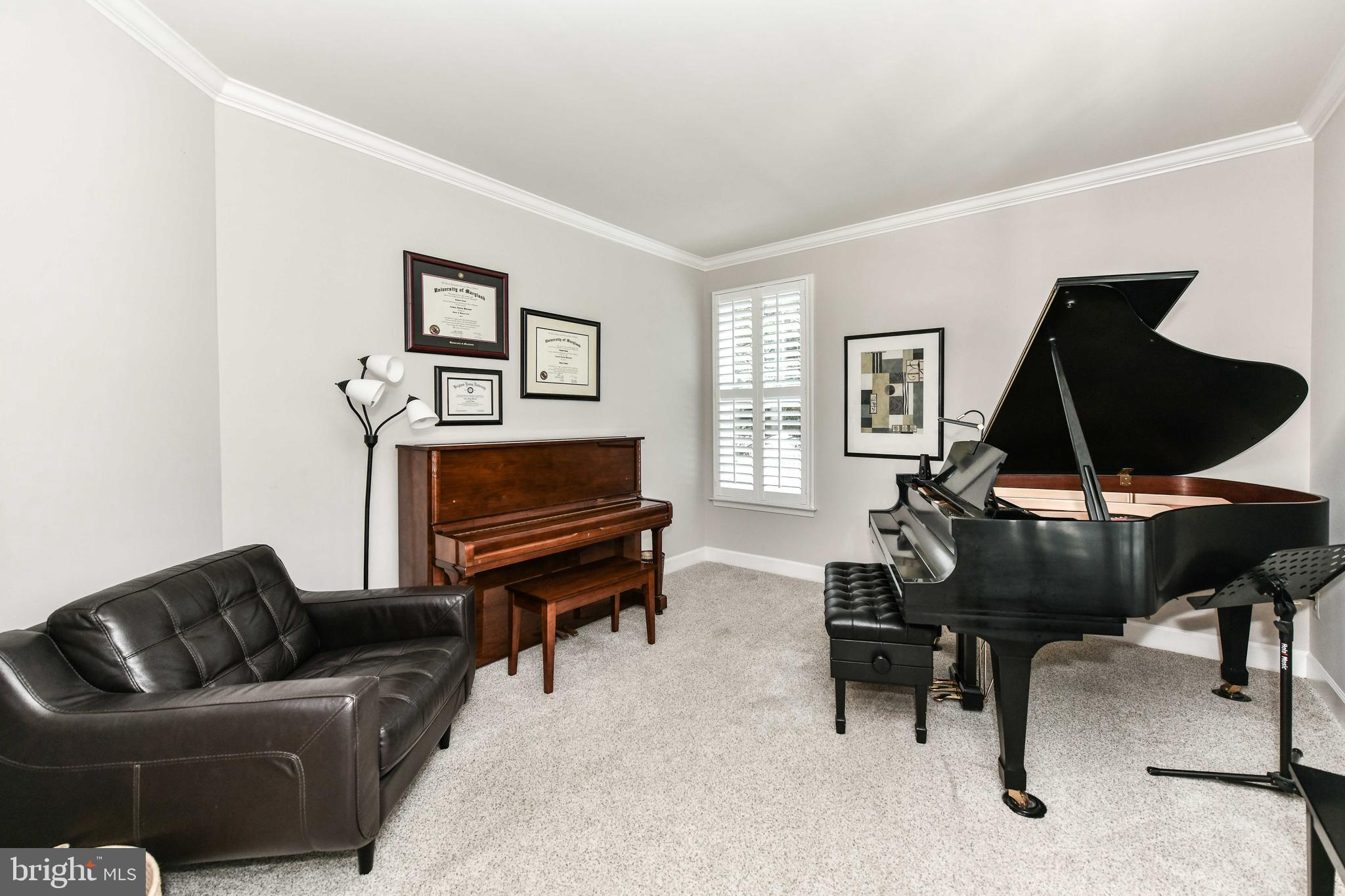 ALEXANDRAS GROVE AT BELMONT - Residential Lease