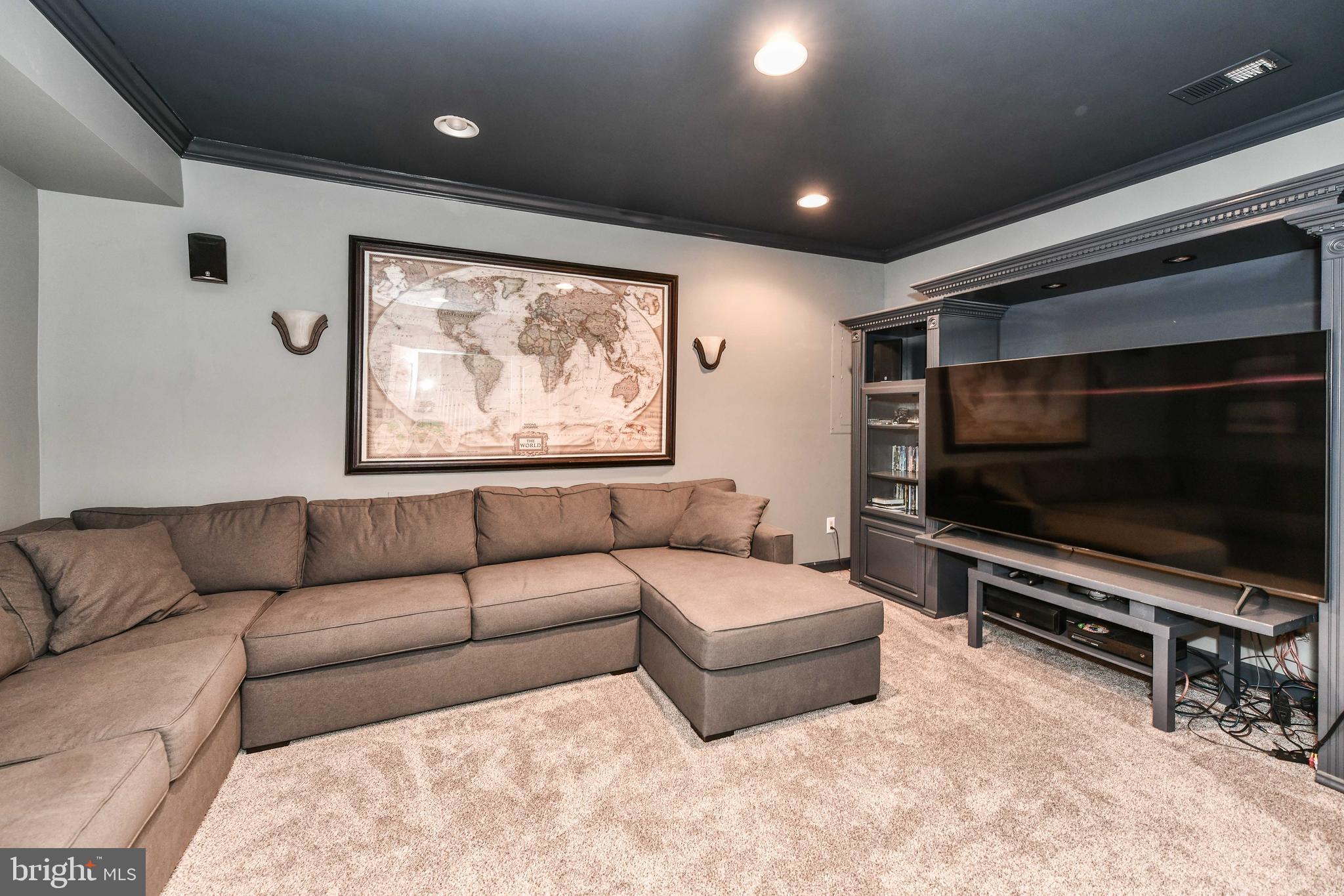 ALEXANDRAS GROVE AT BELMONT - Residential Lease