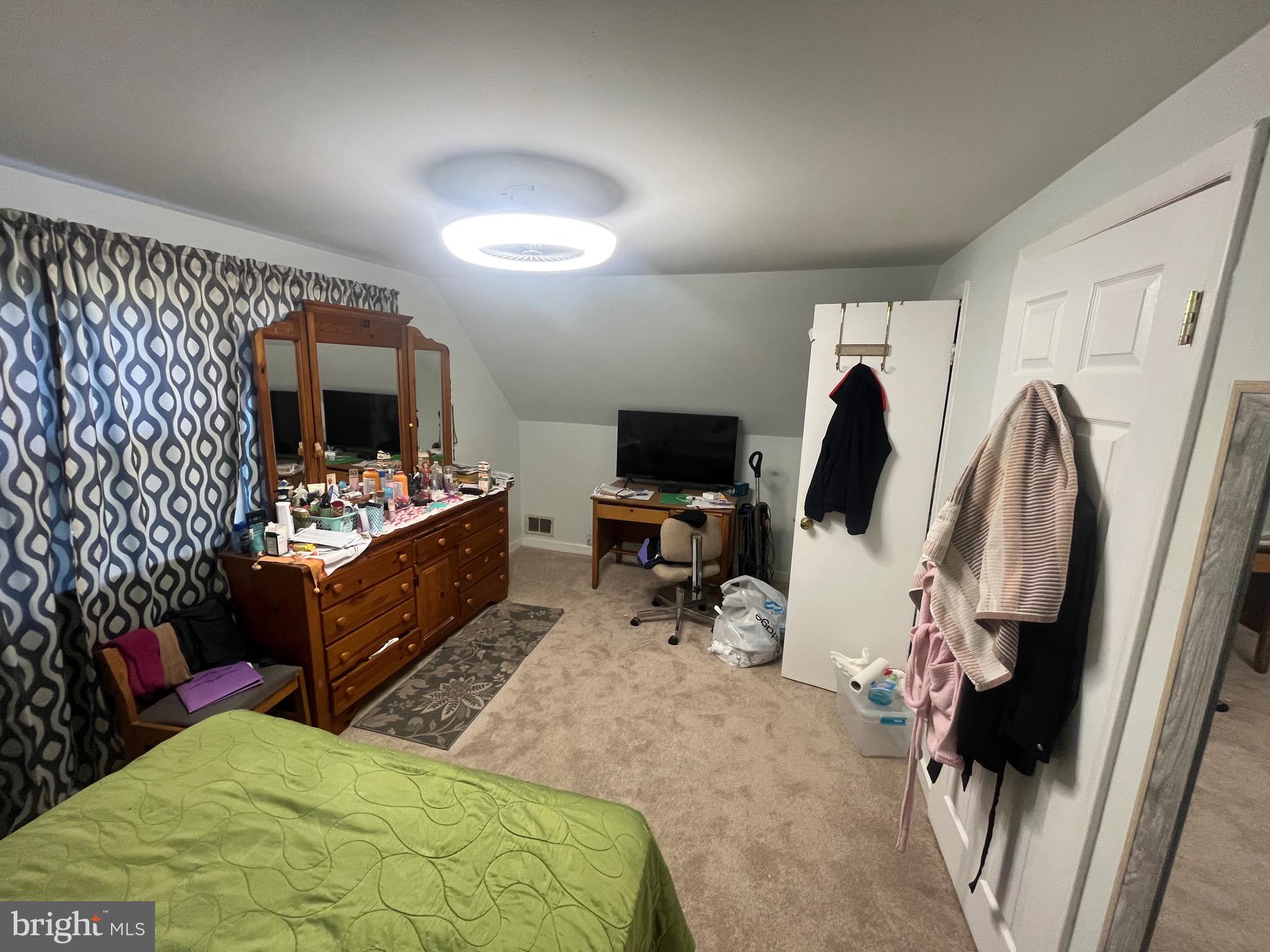 WOODLAWN TERRACE - Residential