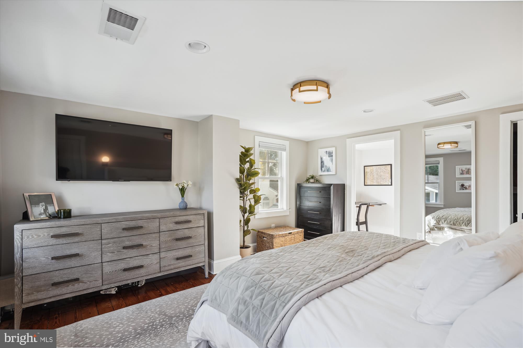 EASTPORT - Residential