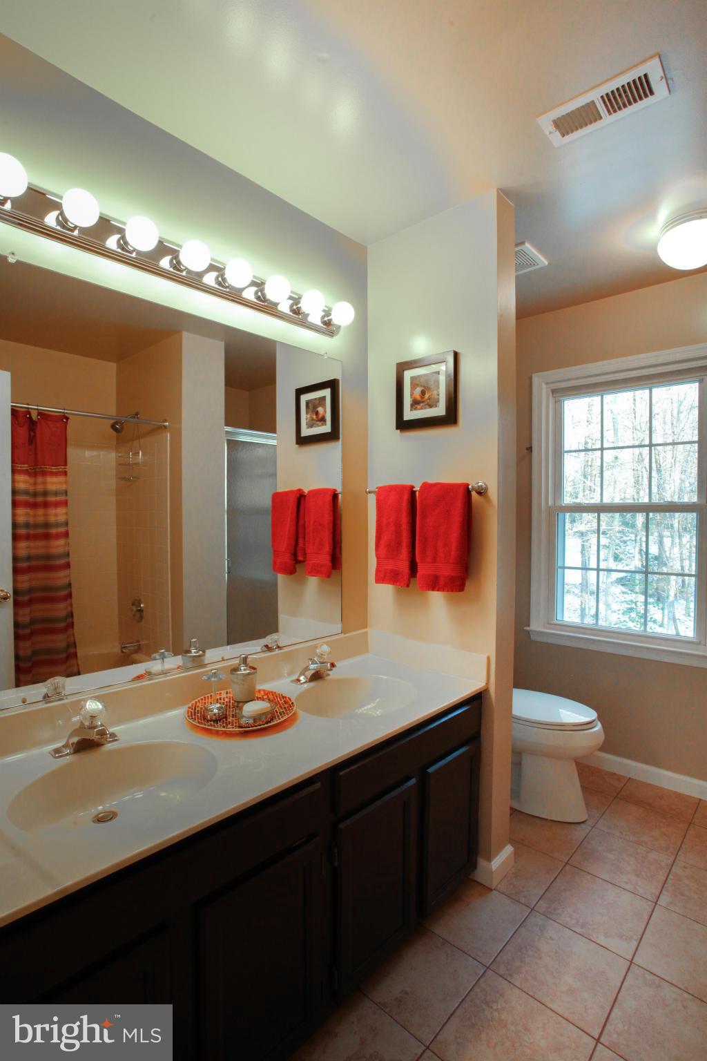 COLONY CREEK - Residential